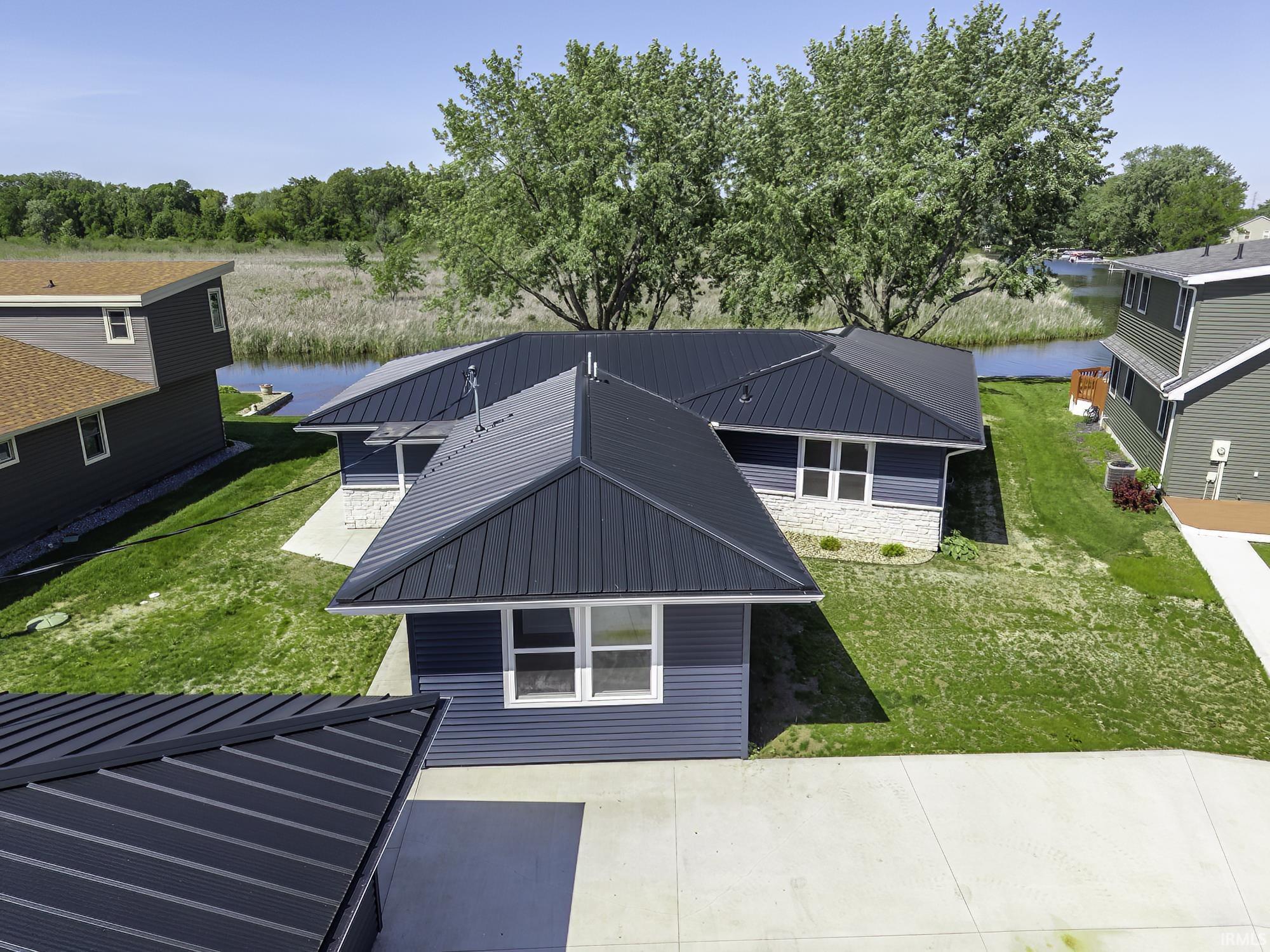 17 Ems C19c Lane Property Photo 1