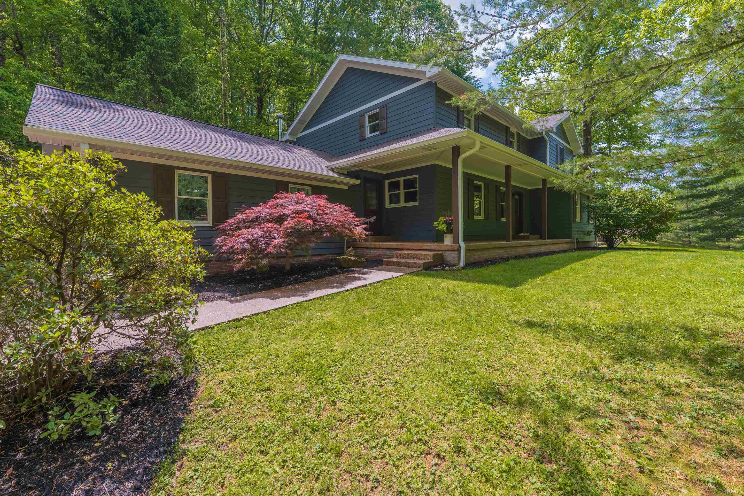 806 Texas Pike Property Photo 1