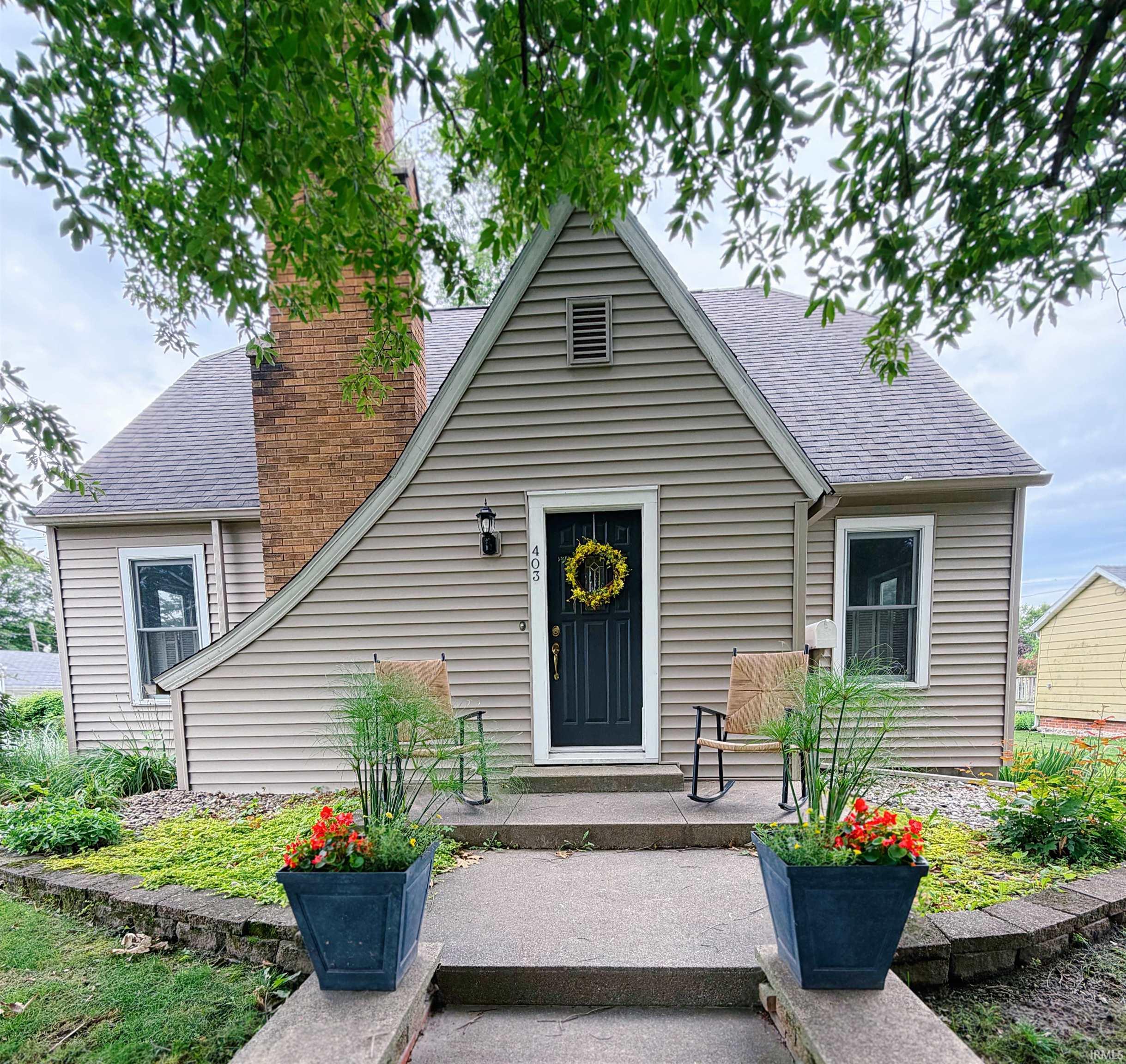 403 N Wayne Street Property Photo 1