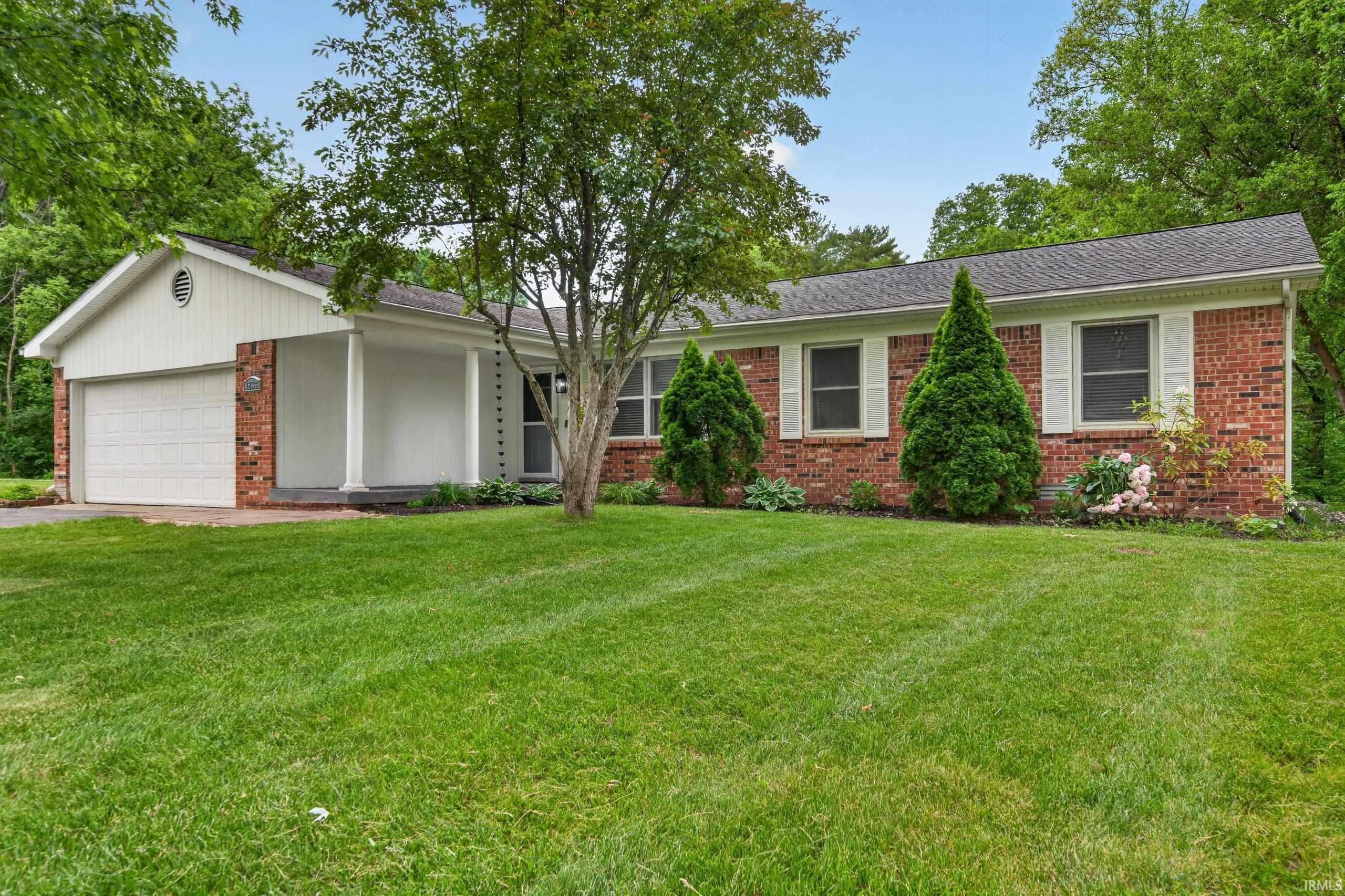 1836 S Riverview Road Property Photo 1