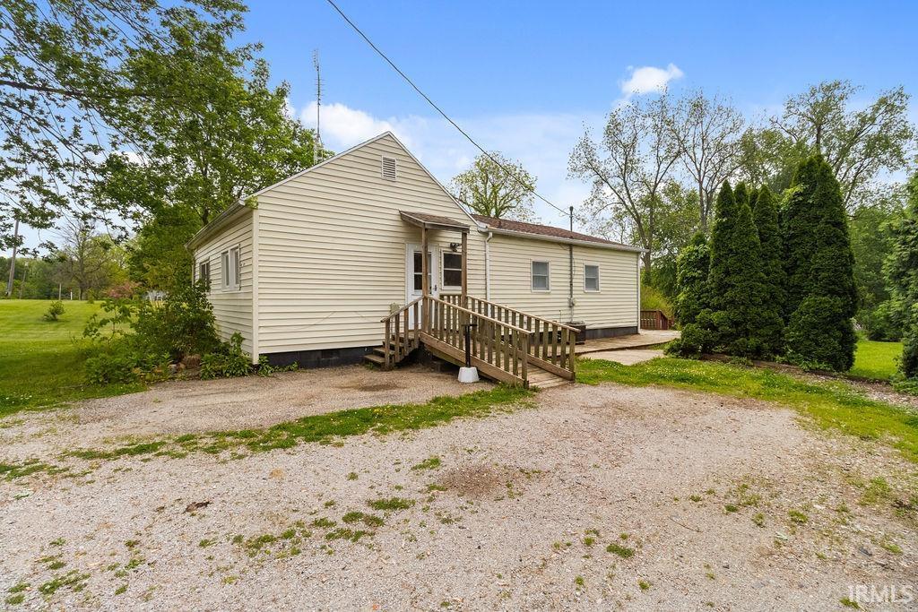 7851 E 1000 N Road Property Photo 1