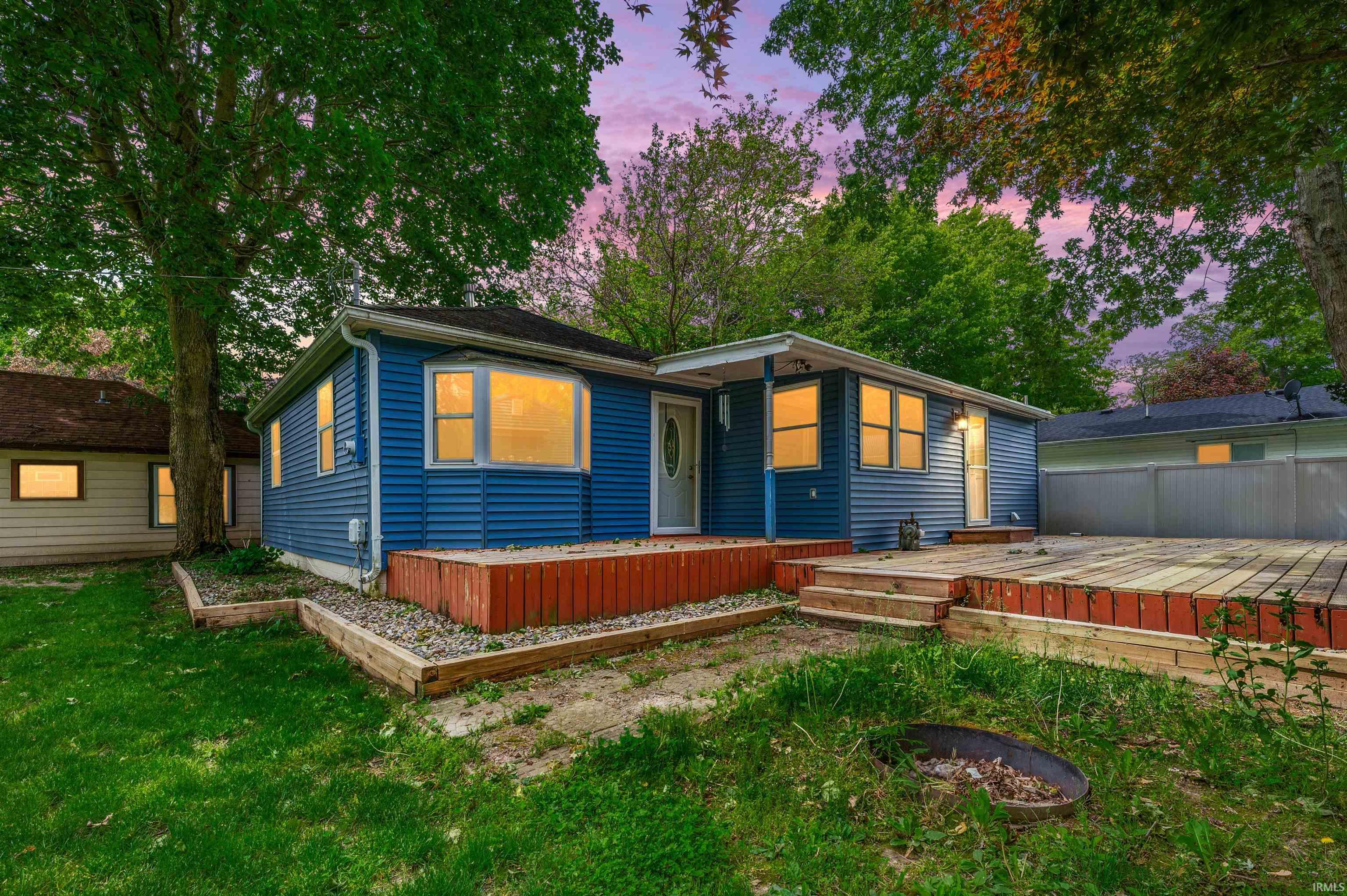 7746 N Hudson Boulevard Property Photo 1