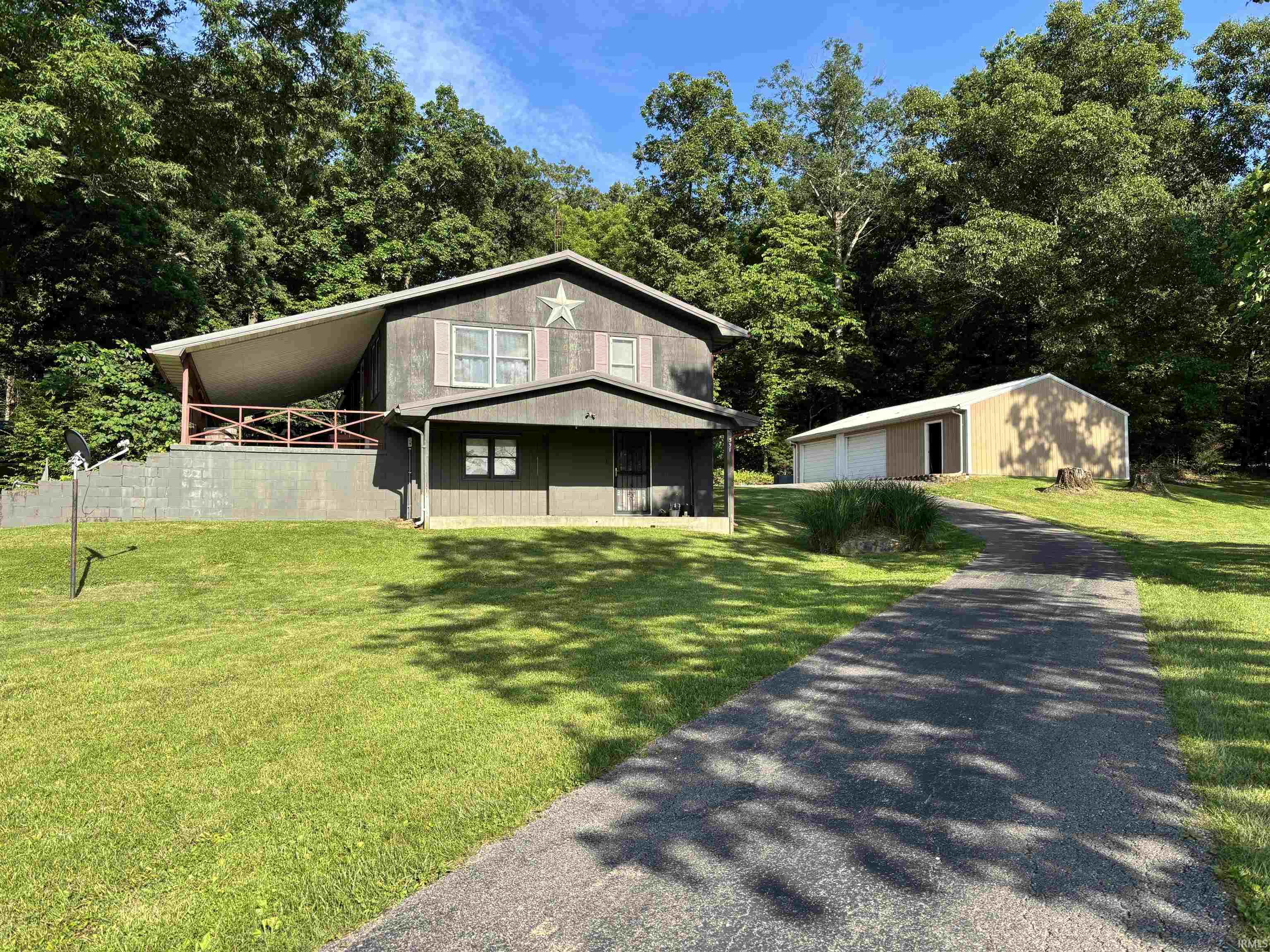 391 E County Road 200 N. Road Property Photo 1