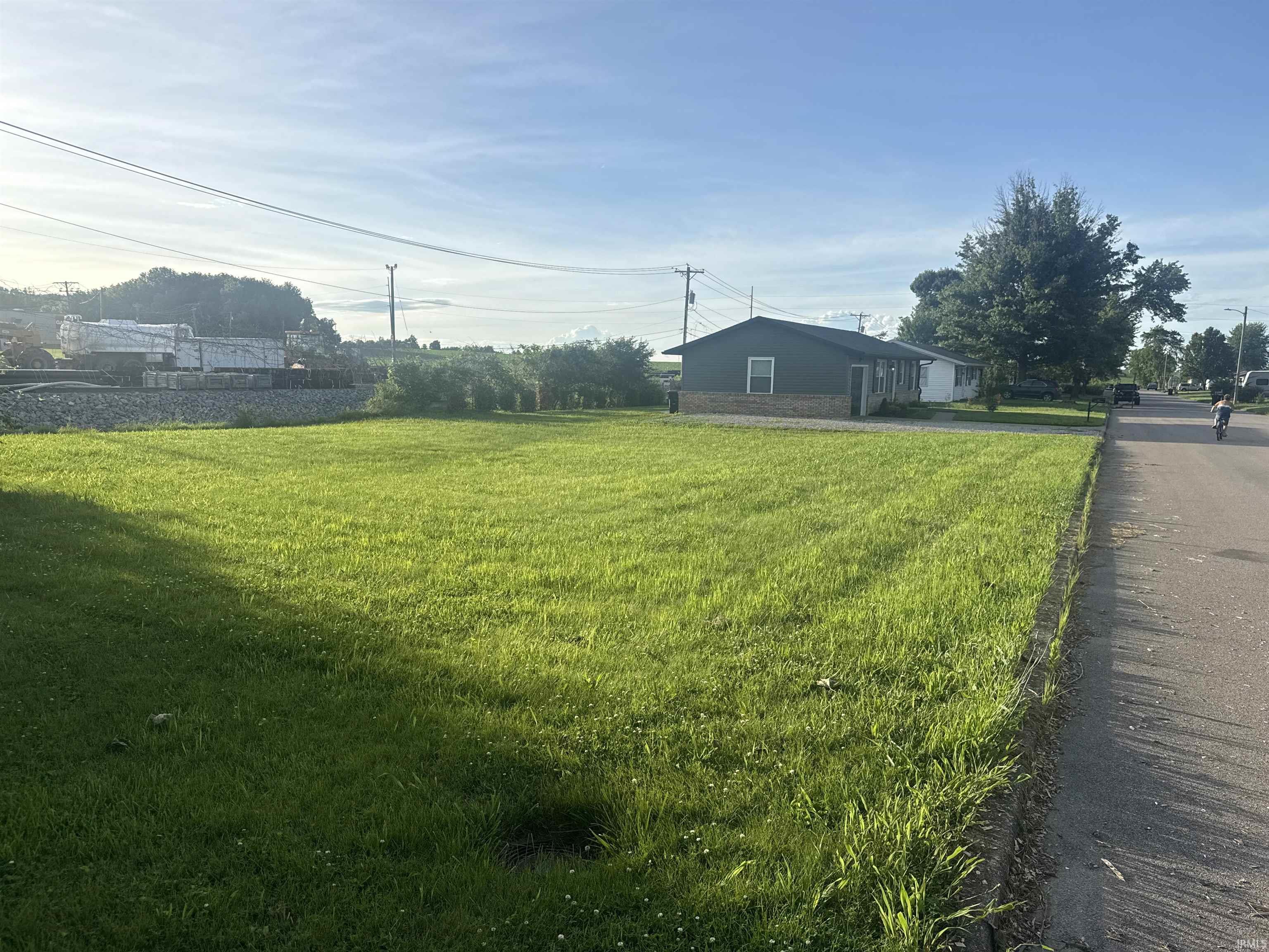 1815 Westwood Drive Property Photo 1