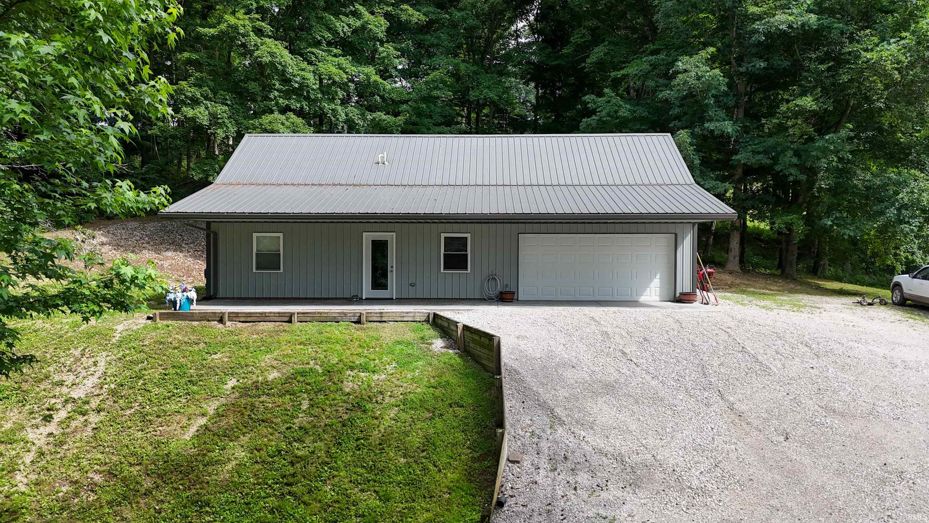 10422 E State Road 70 Property Photo 1