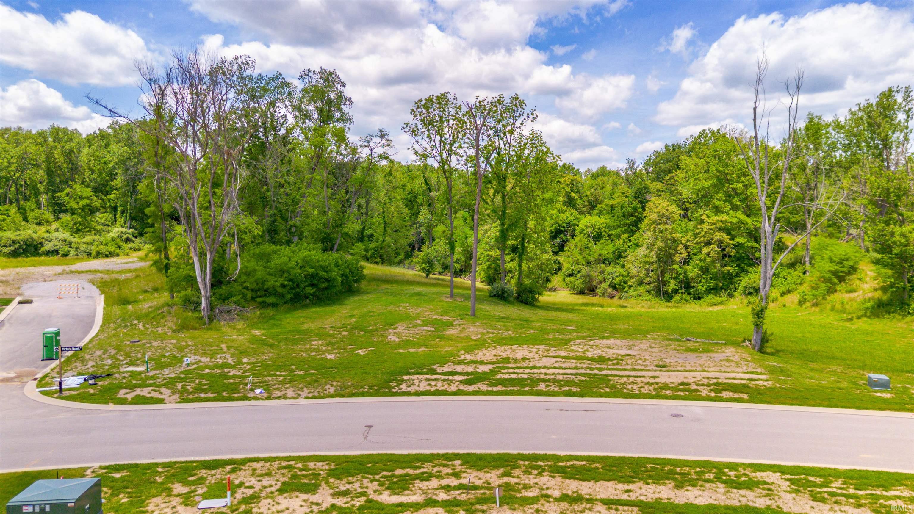 1583 Victoria Woods Drive Property Photo 1