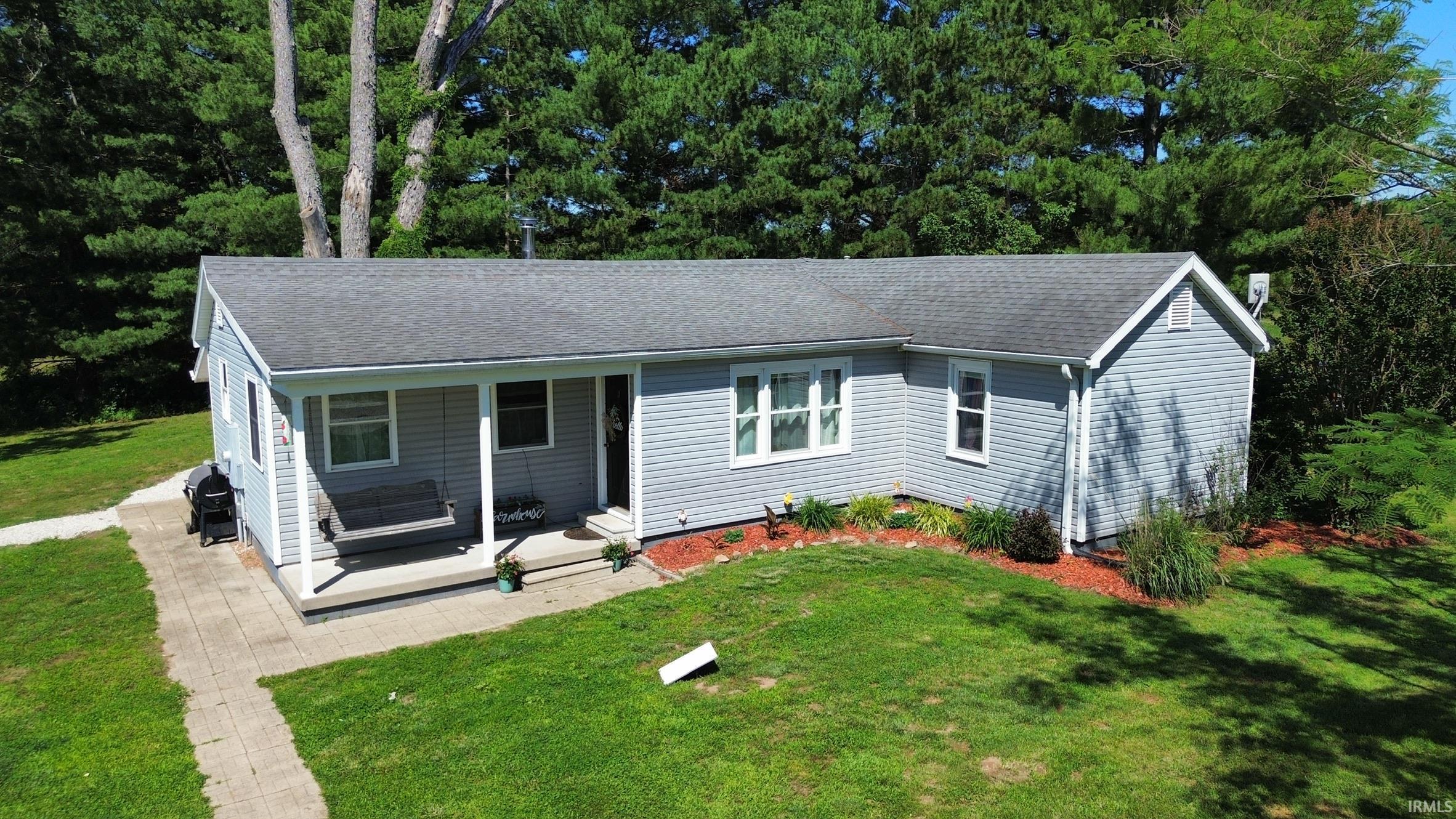5768 N Old 41 Highway Property Photo 1