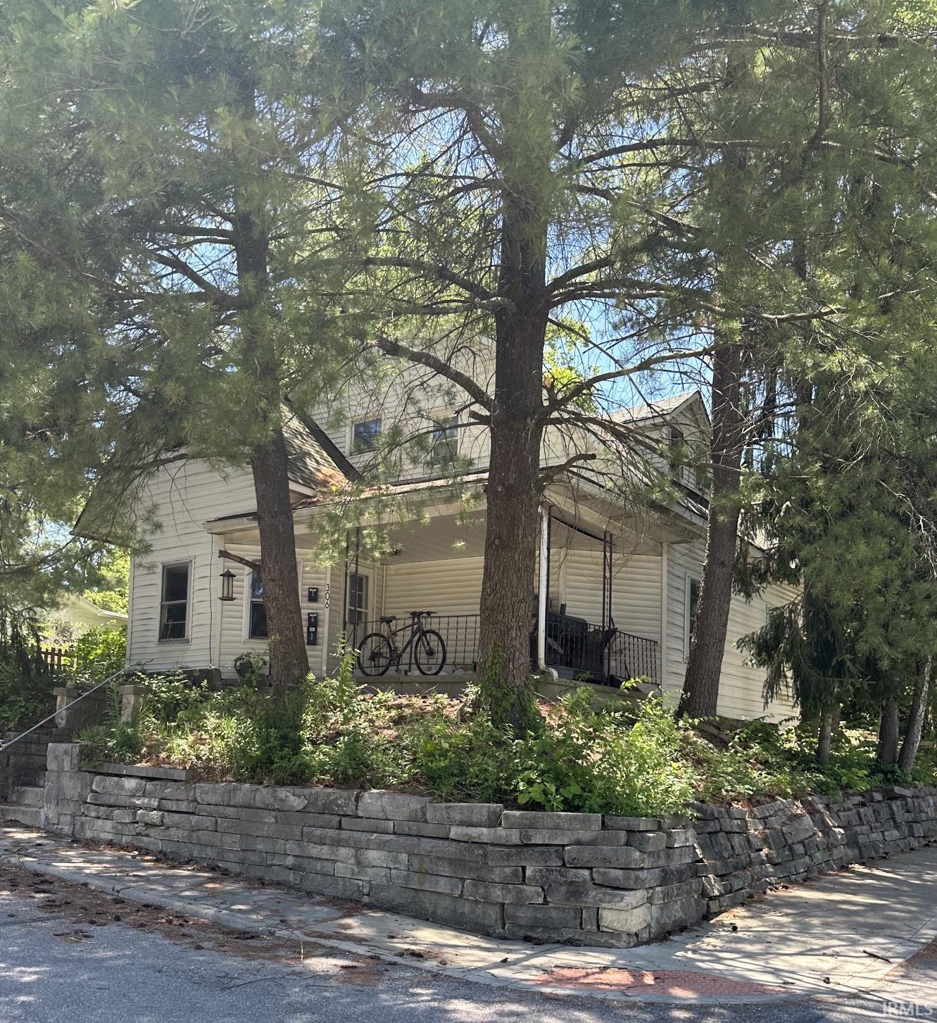 306 S Euclid Avenue Property Photo 1
