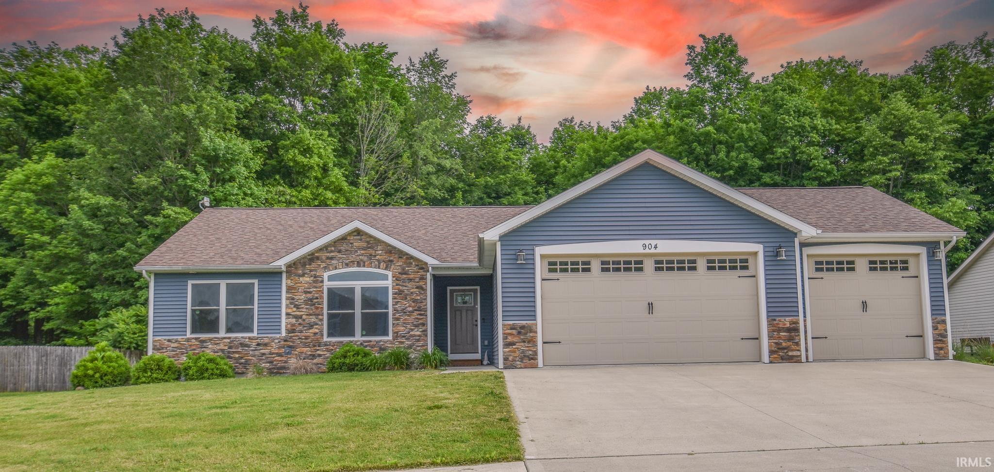 904 Nicholas Trail