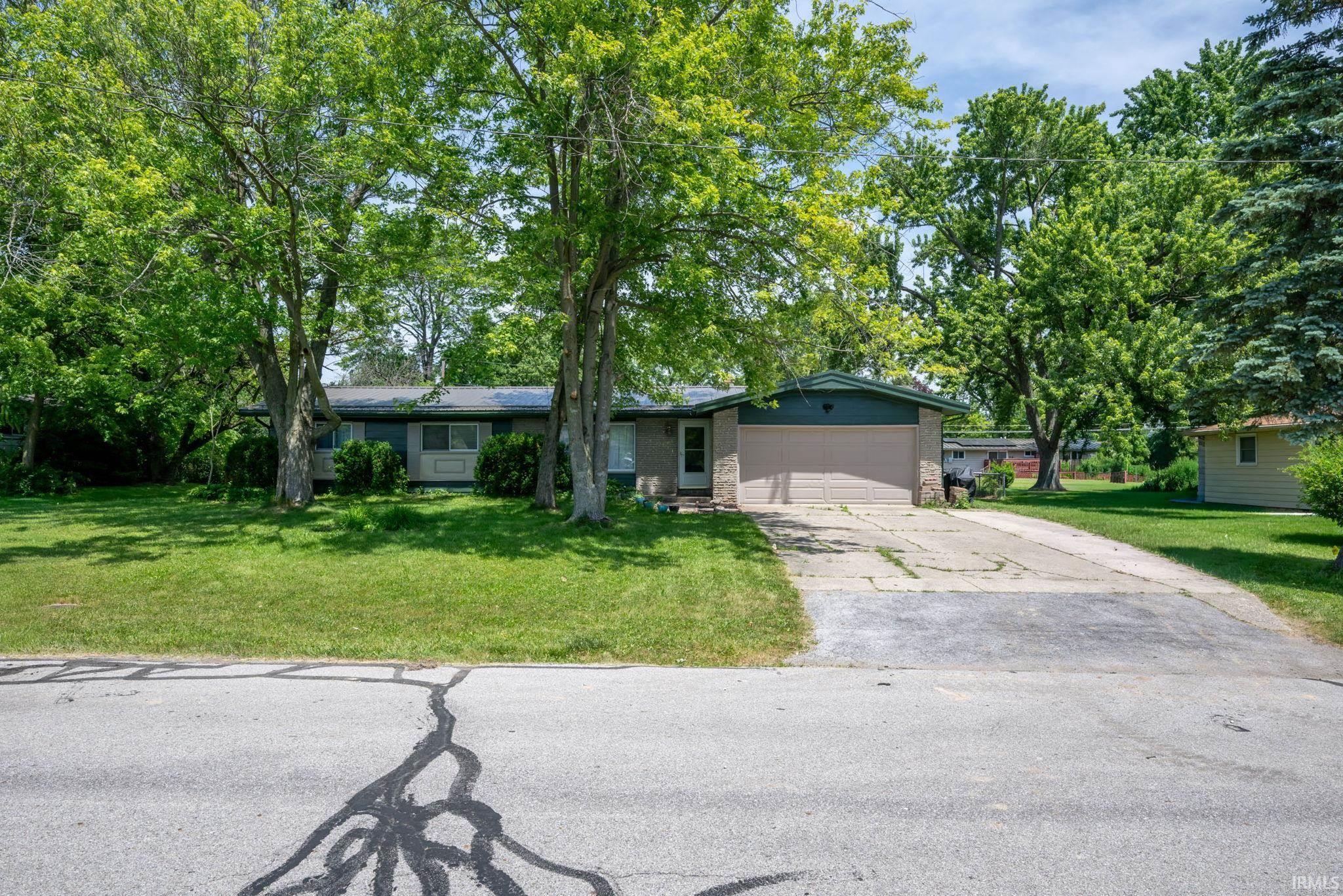2423 Otsego Drive Property Photo 1