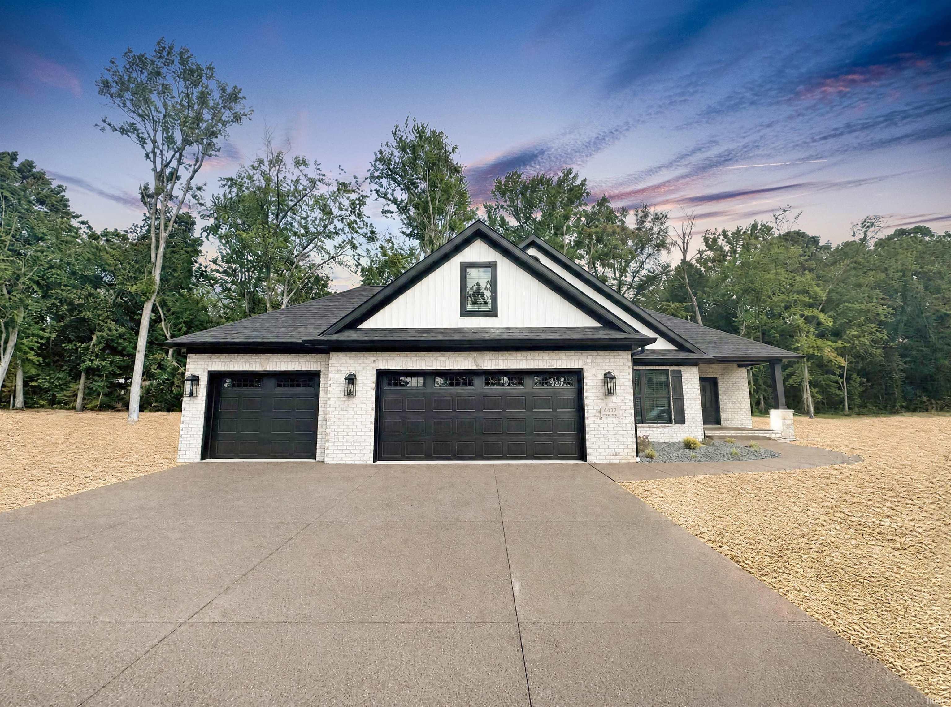 4432 Violet Drive Property Photo 1