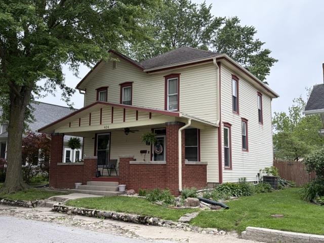 424 W Miller Street Property Photo 1