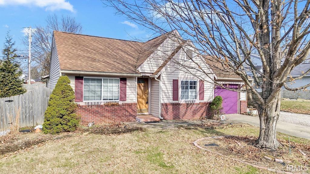 546 W Lois Lane Property Photo 1