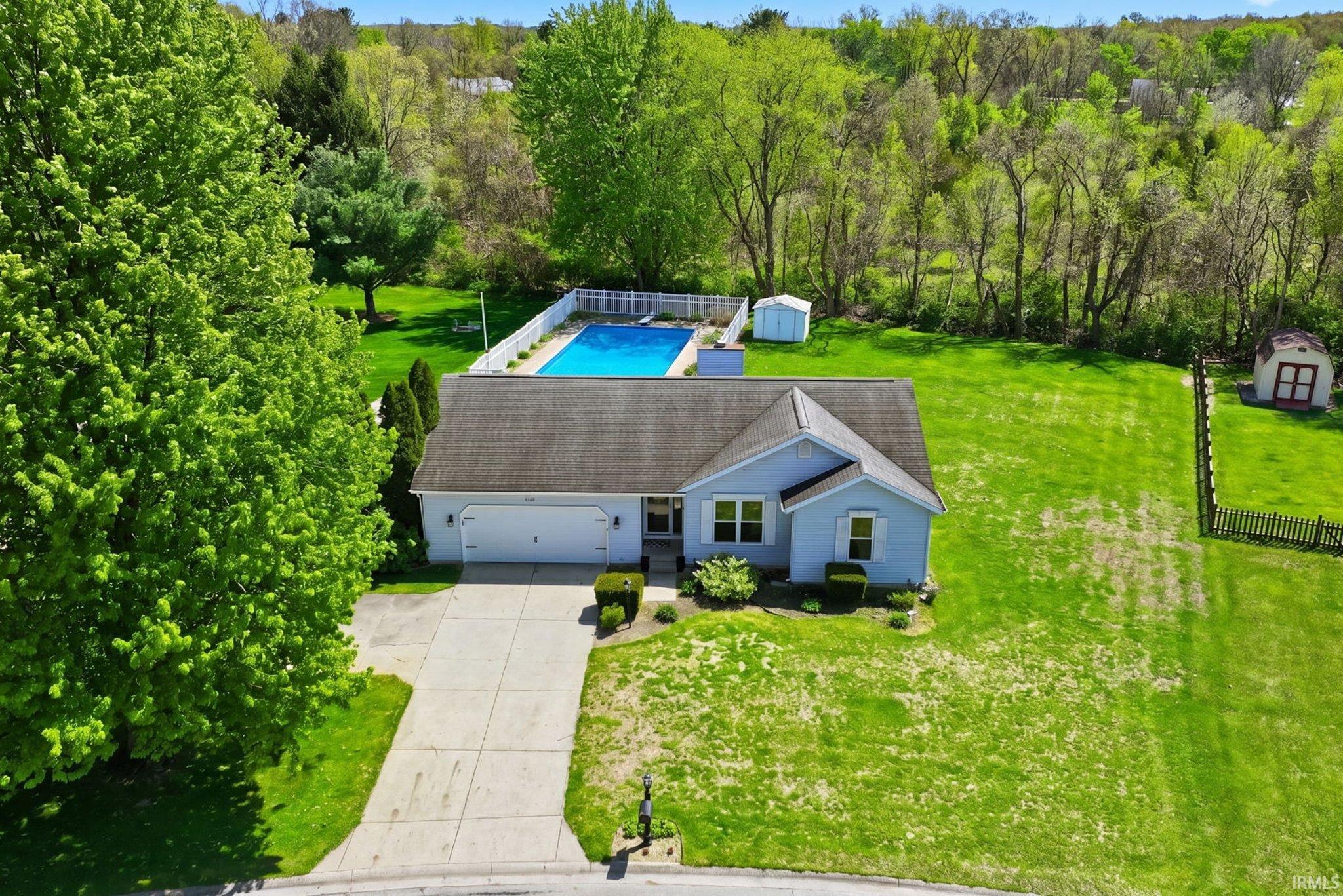 10424 Courtney Lane Property Photo 1