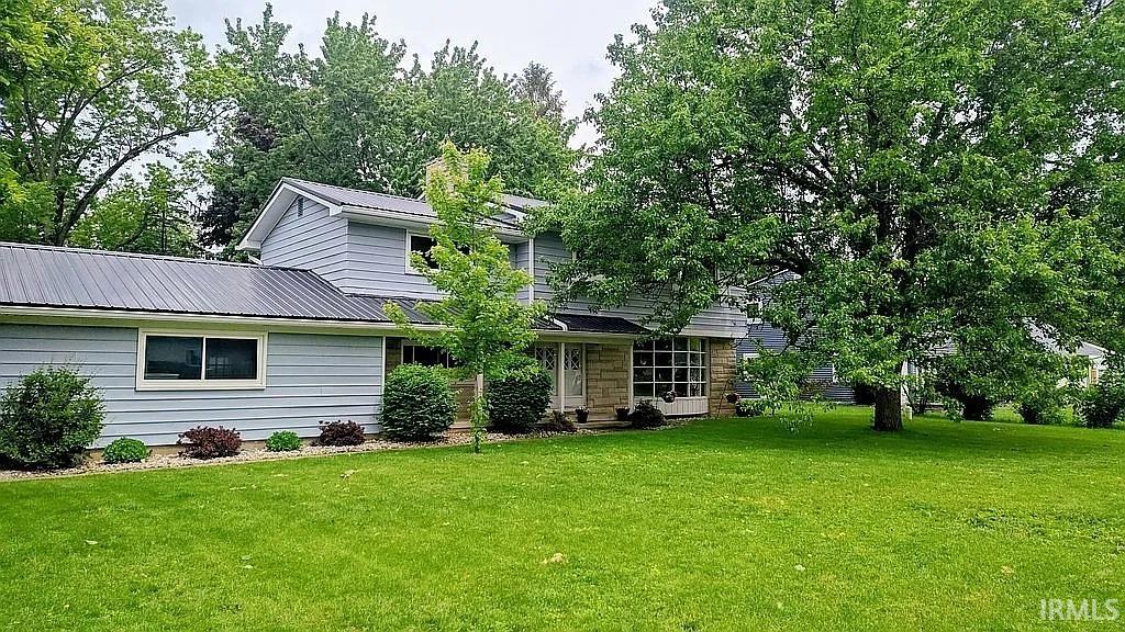 917 Summit Avenue Property Photo 1
