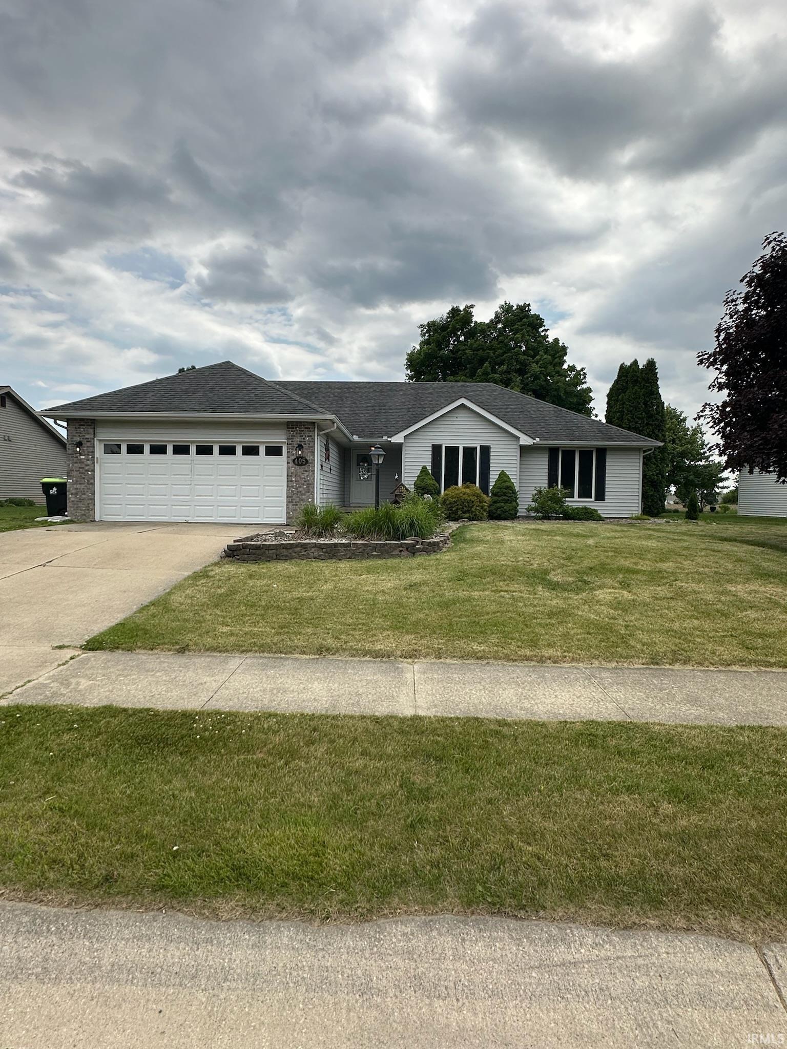 405 Carlisle Drive Property Photo 1