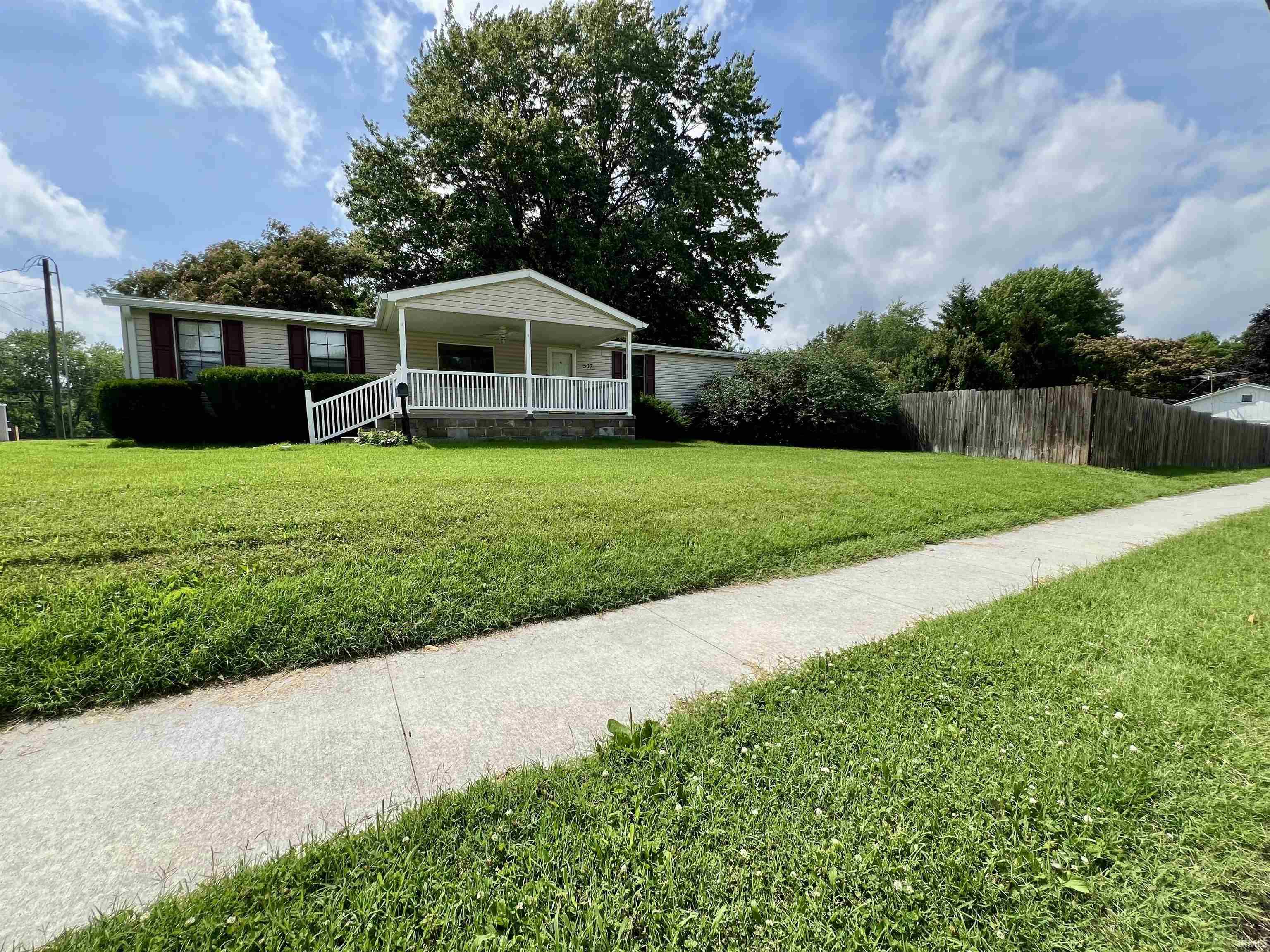 507 S Main Street Property Photo 1