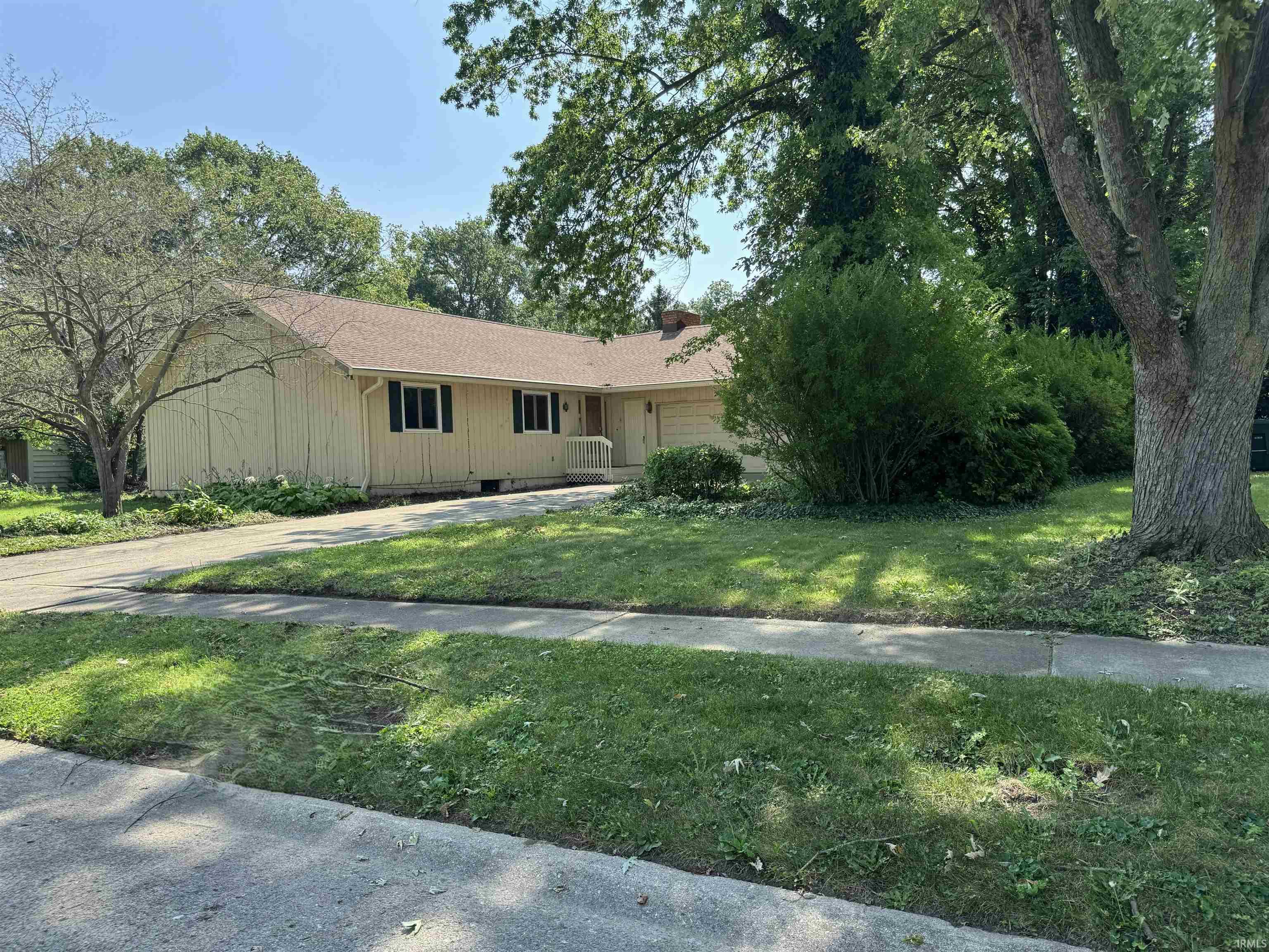 2707 W Woodbridge Drive Property Photo 1