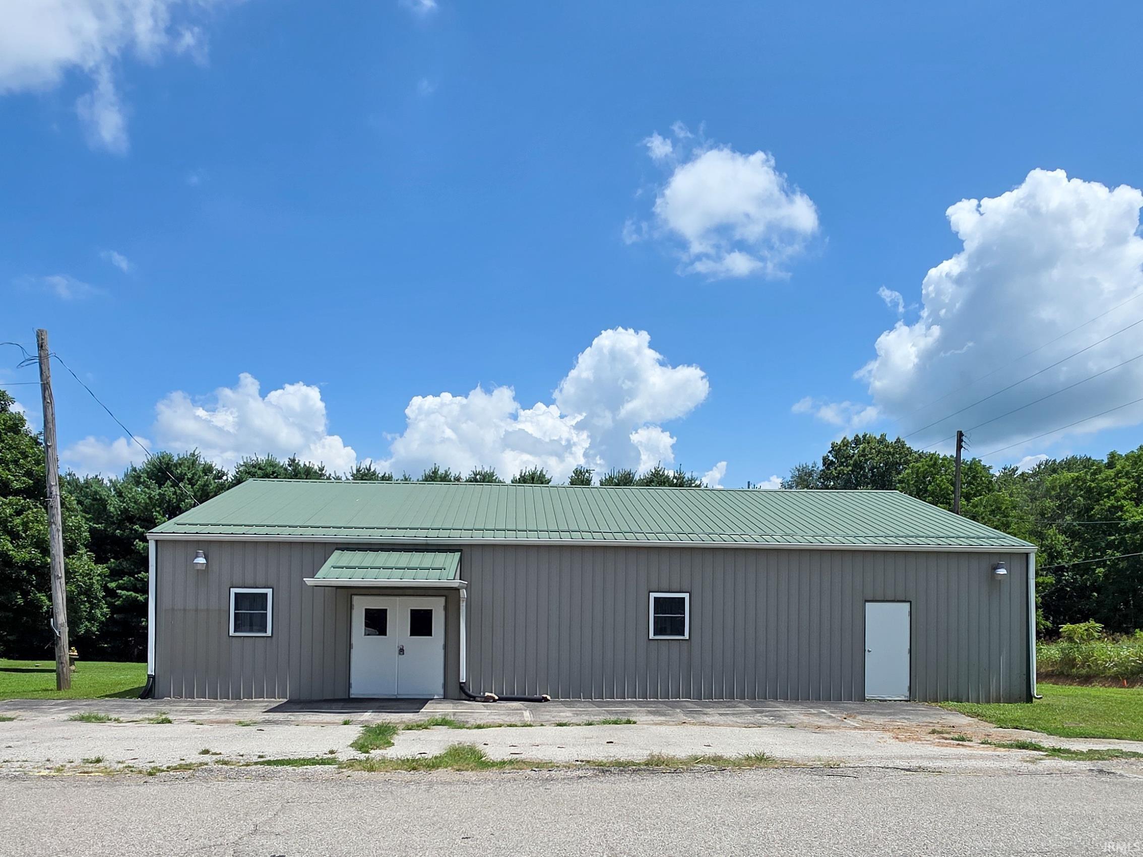 107 Cr 70 E Property Photo 1