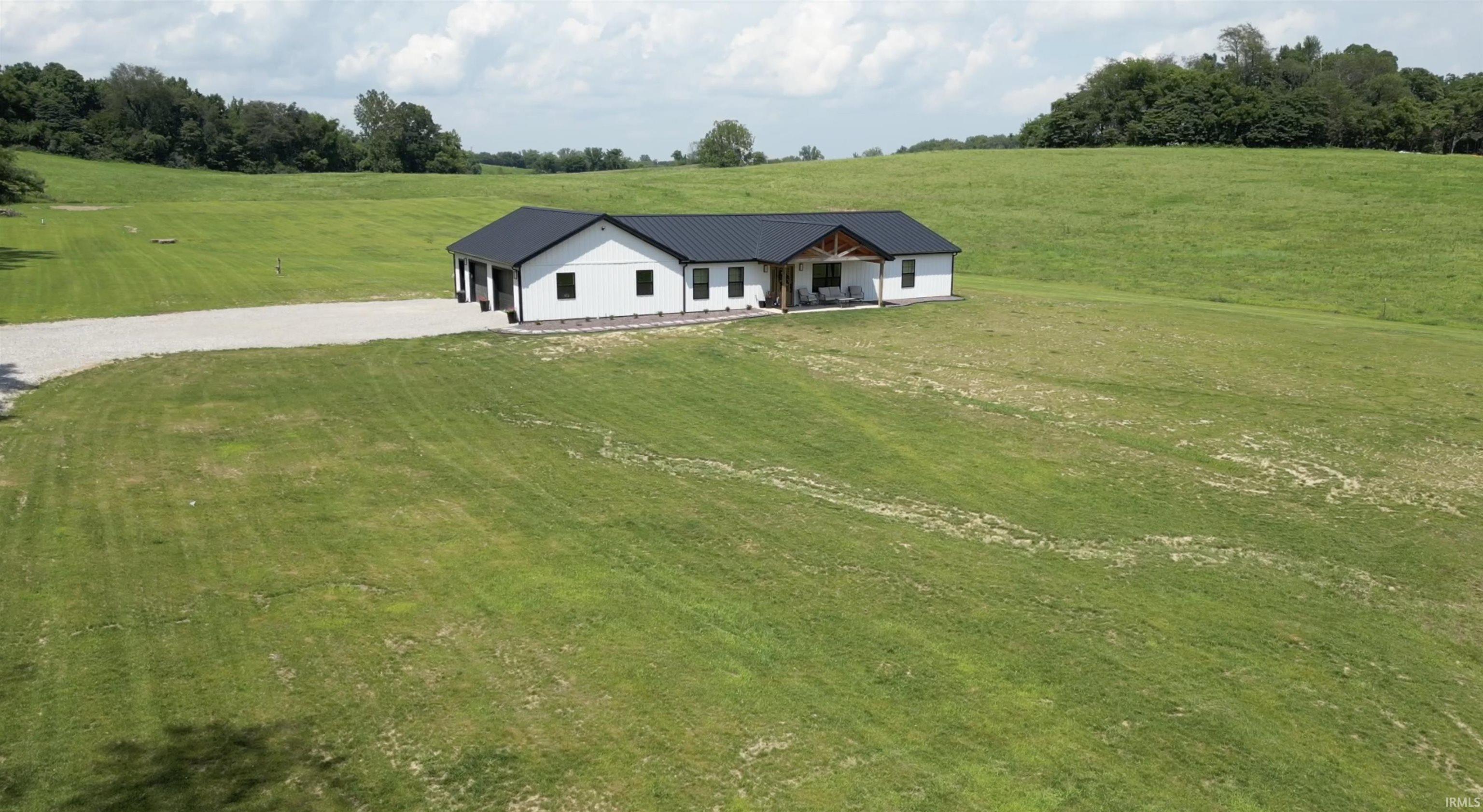 5466 W Schneider Road Property Photo 1
