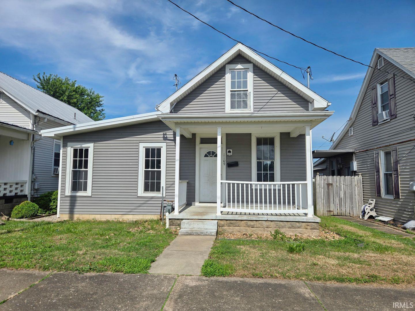 1109 9th Street Property Photo 1