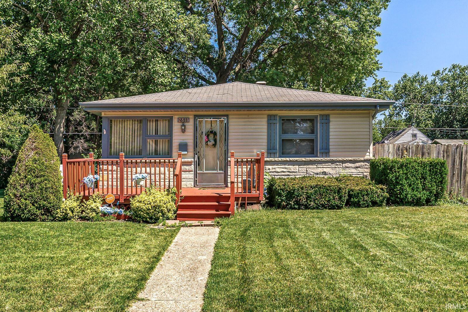 2811 Fredrickson Street Property Photo 1