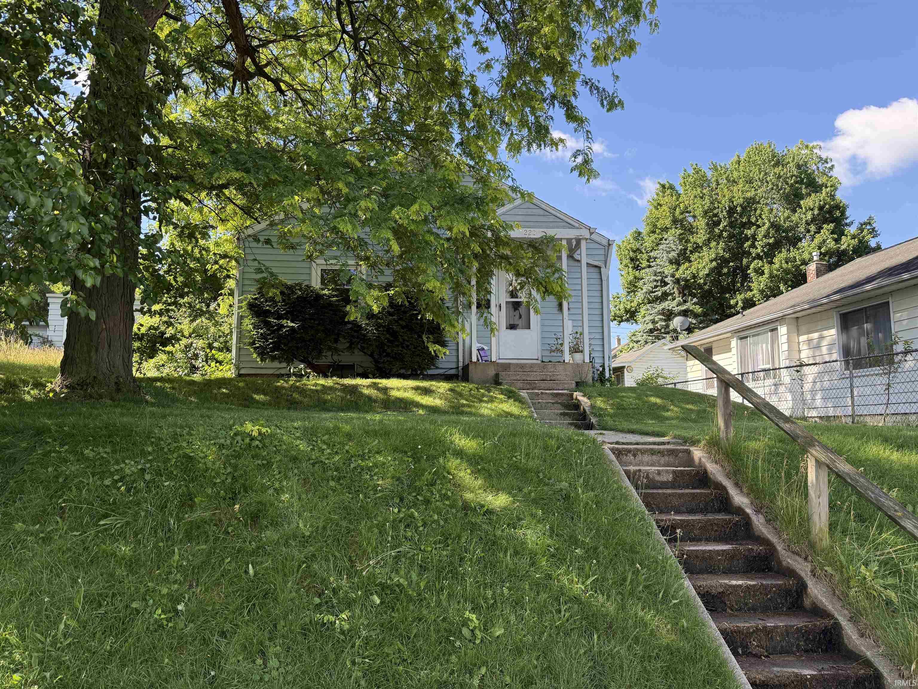 222 E Fairview Avenue