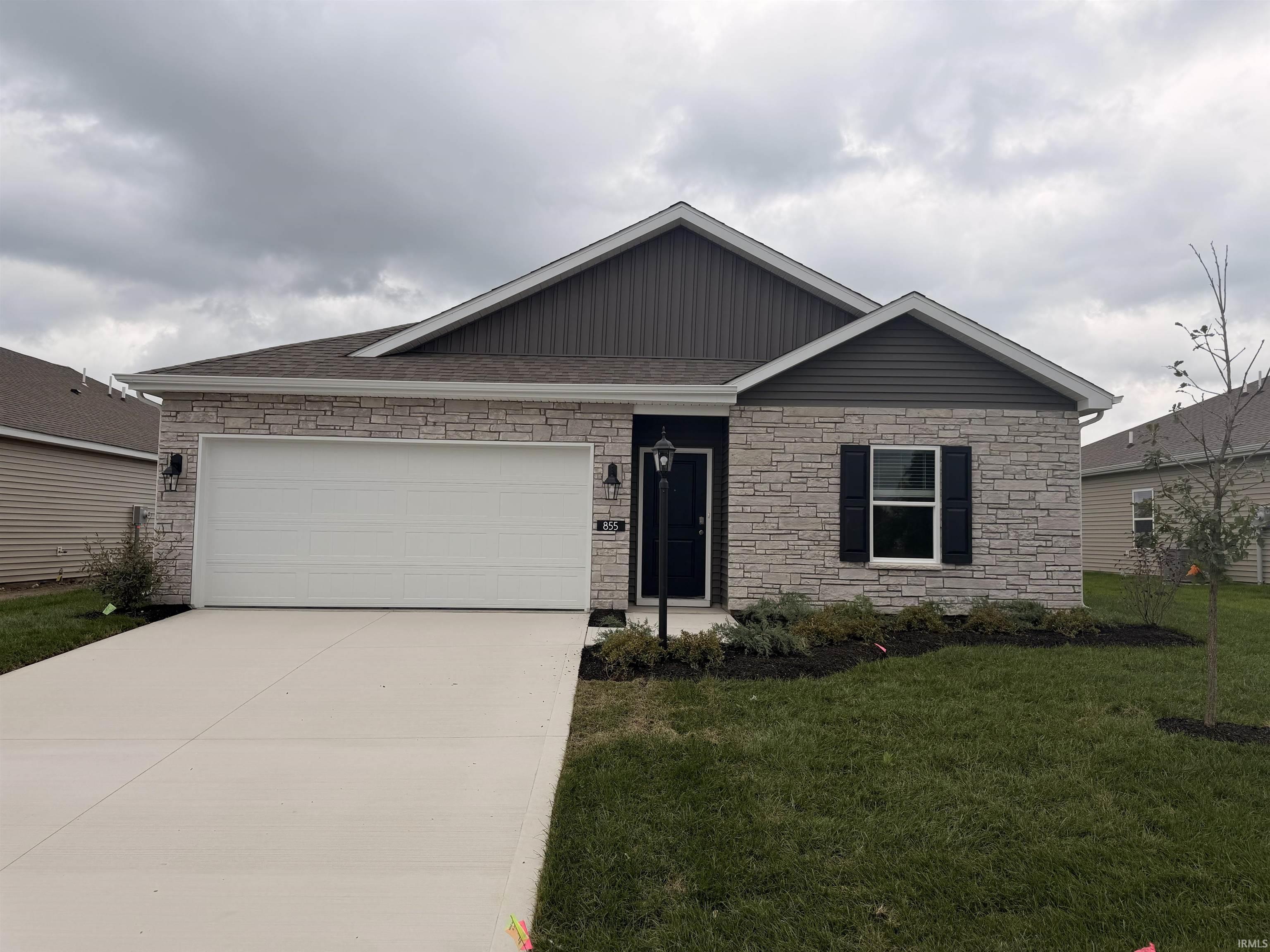 855 Catesby Court Property Photo 1