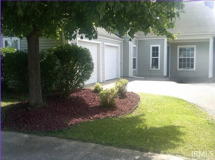 9247 Norris Drive Property Photo 1