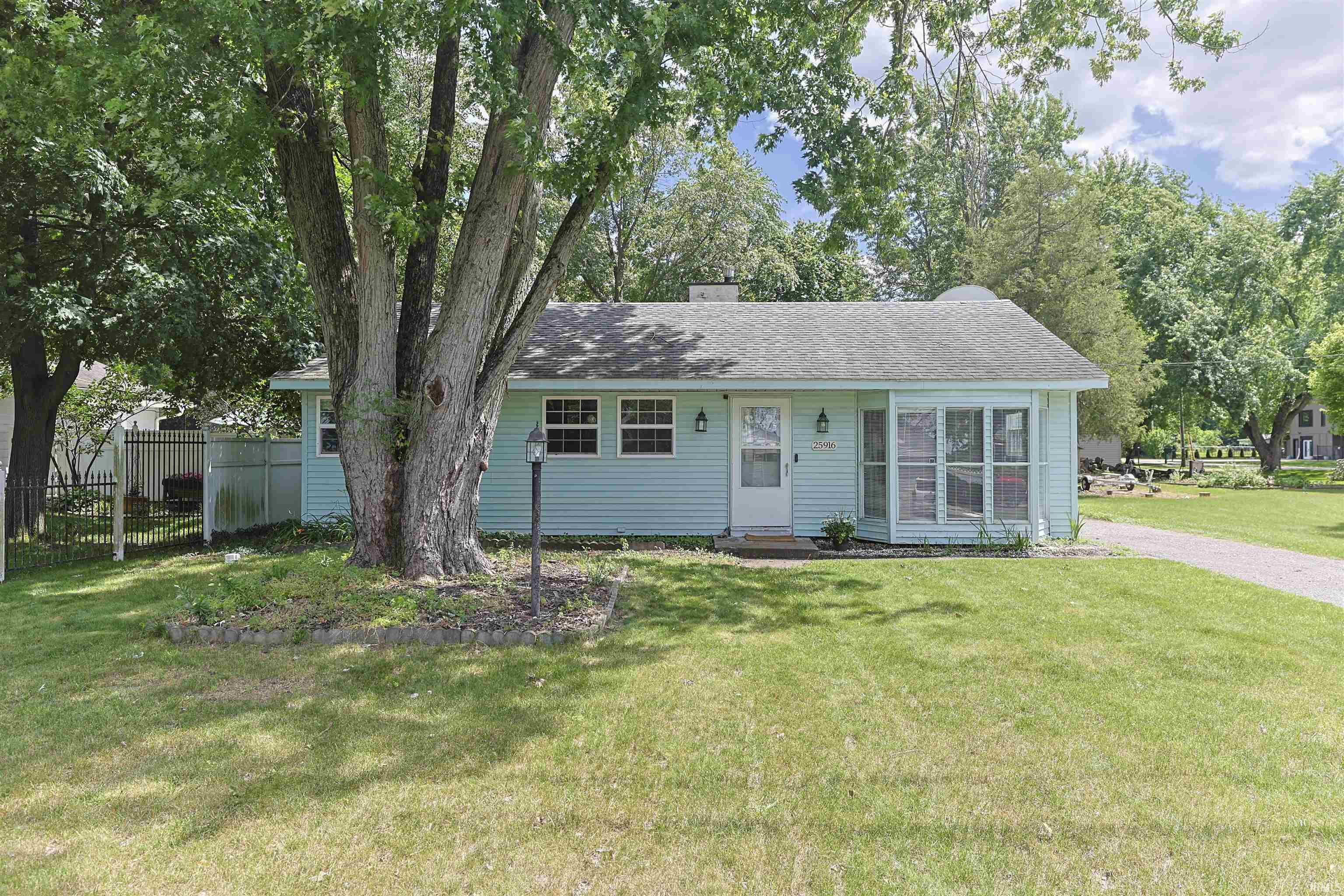 25916 Lake Drive Property Photo 1