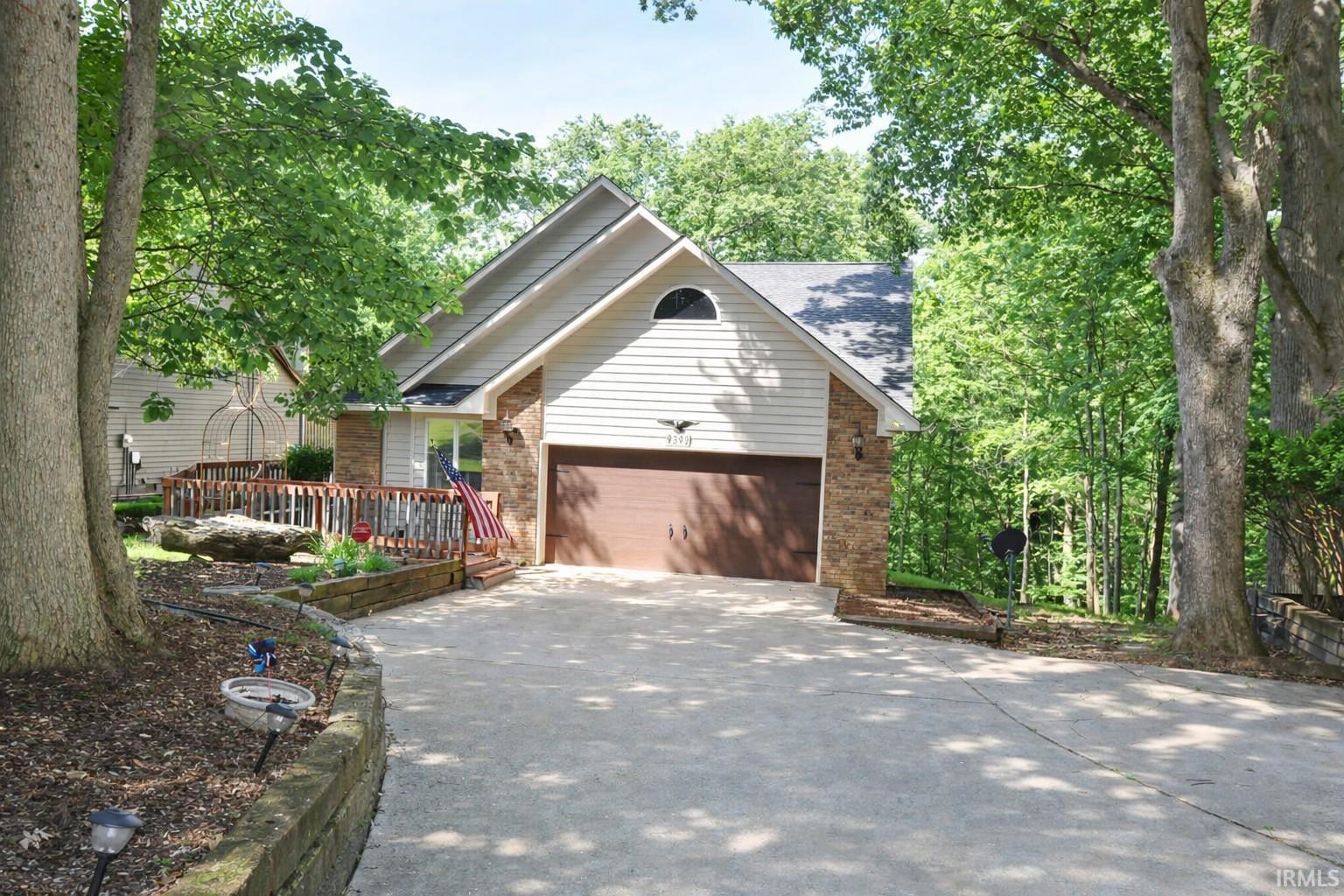 9392 S Harbour Pointe Drive Property Photo 1