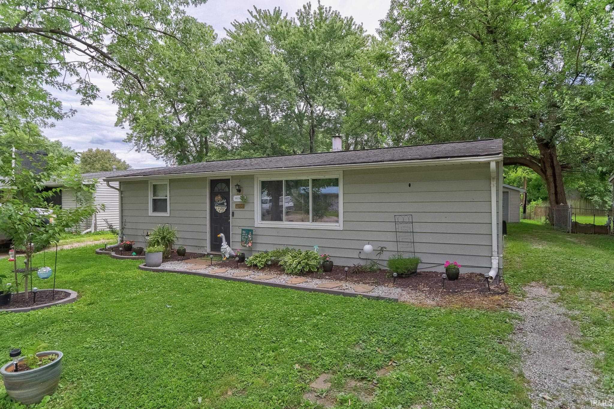 2530 S Saint James Boulevard Property Photo 1