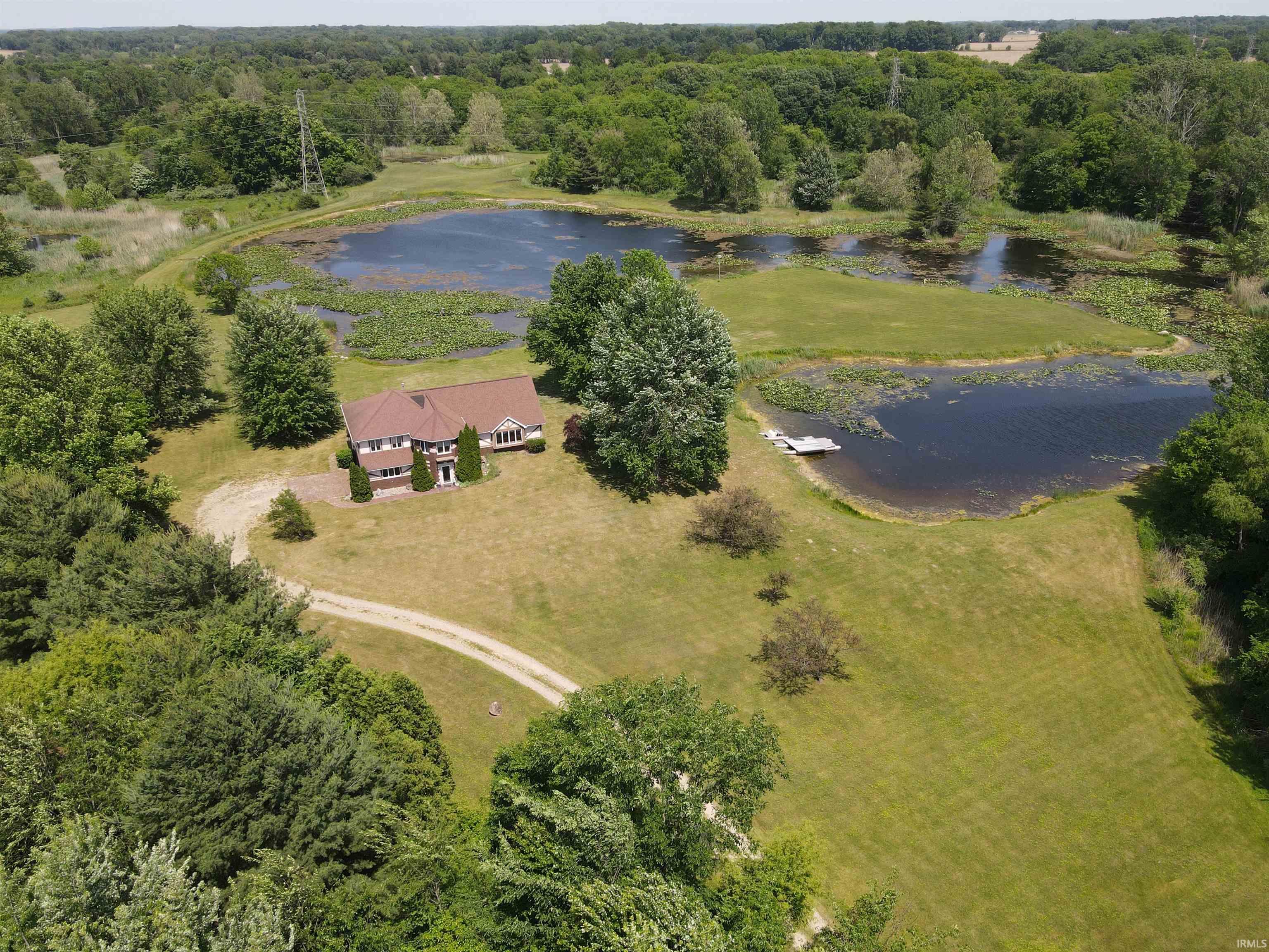 18568 6th Road Property Photo 1