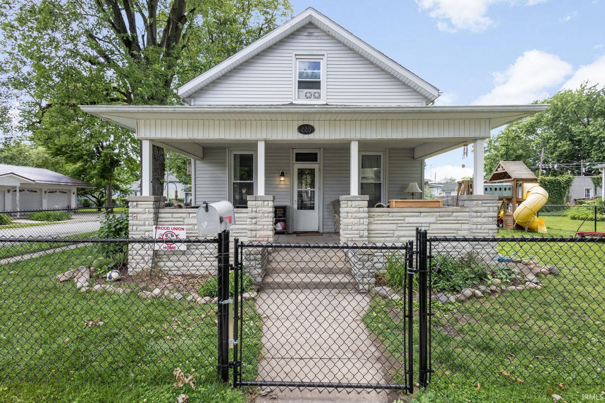 223 S Jackson Street Property Photo 1