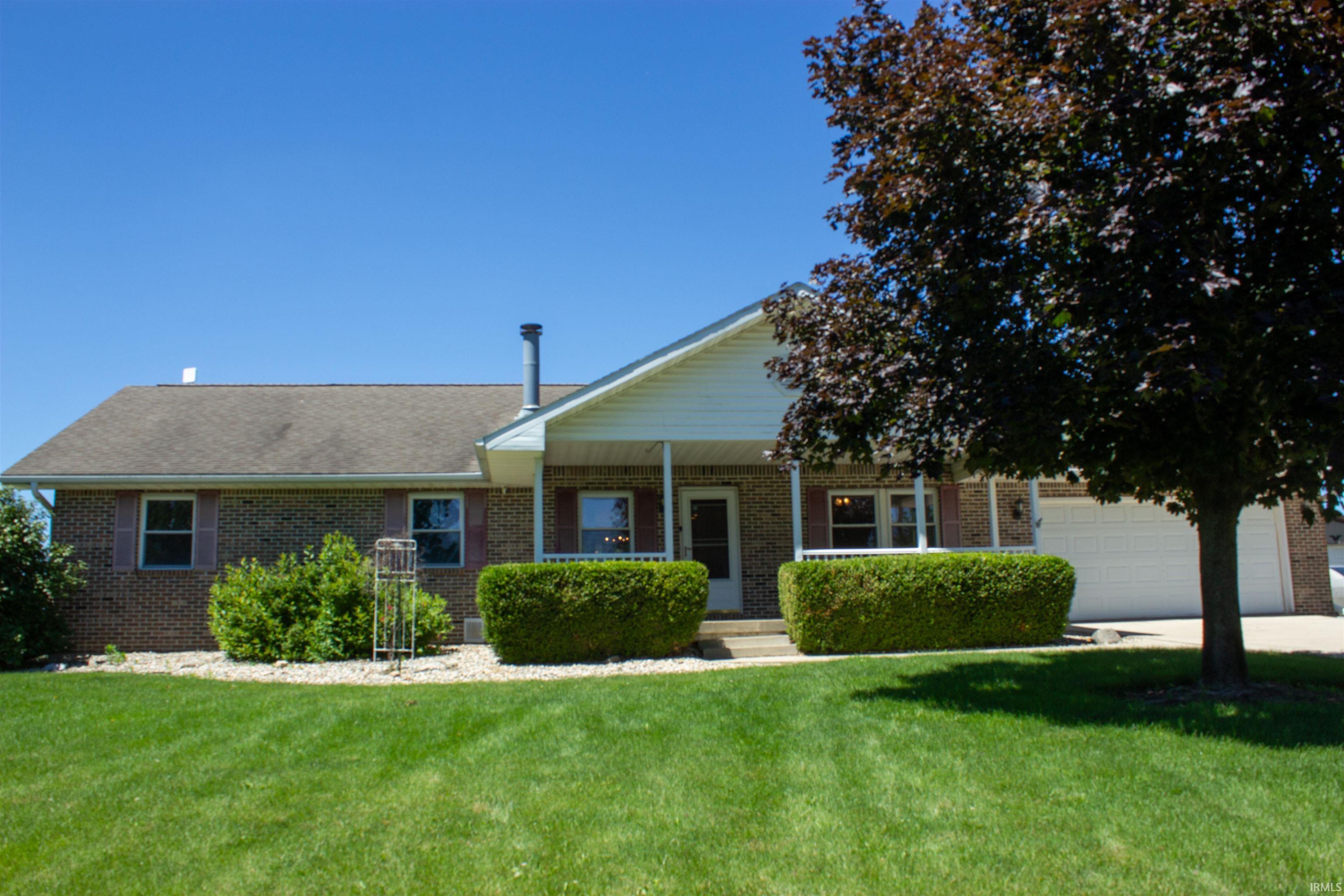 726 S Williamsport Road Property Photo 1
