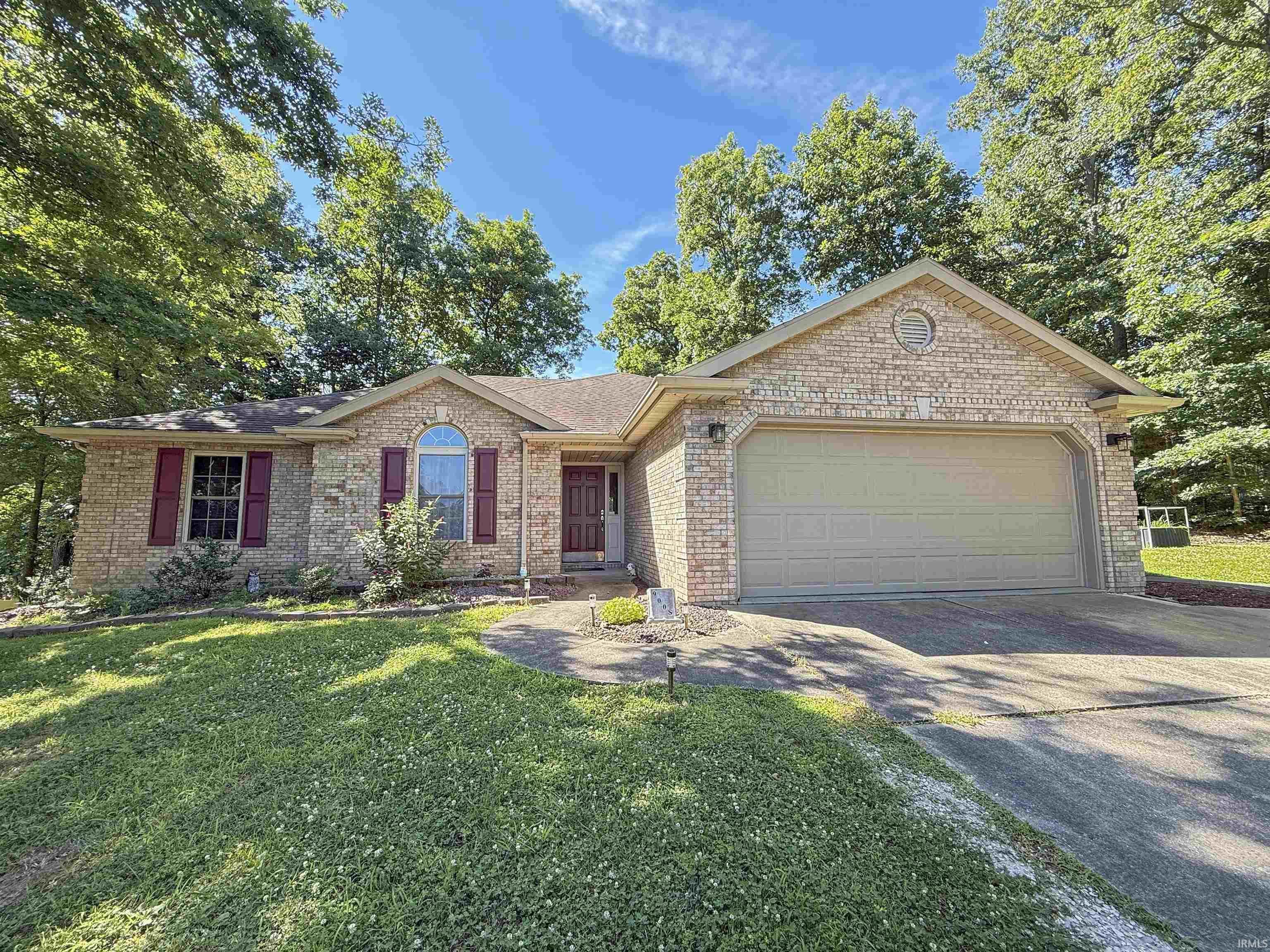 900 S Melody Lane Property Photo 1