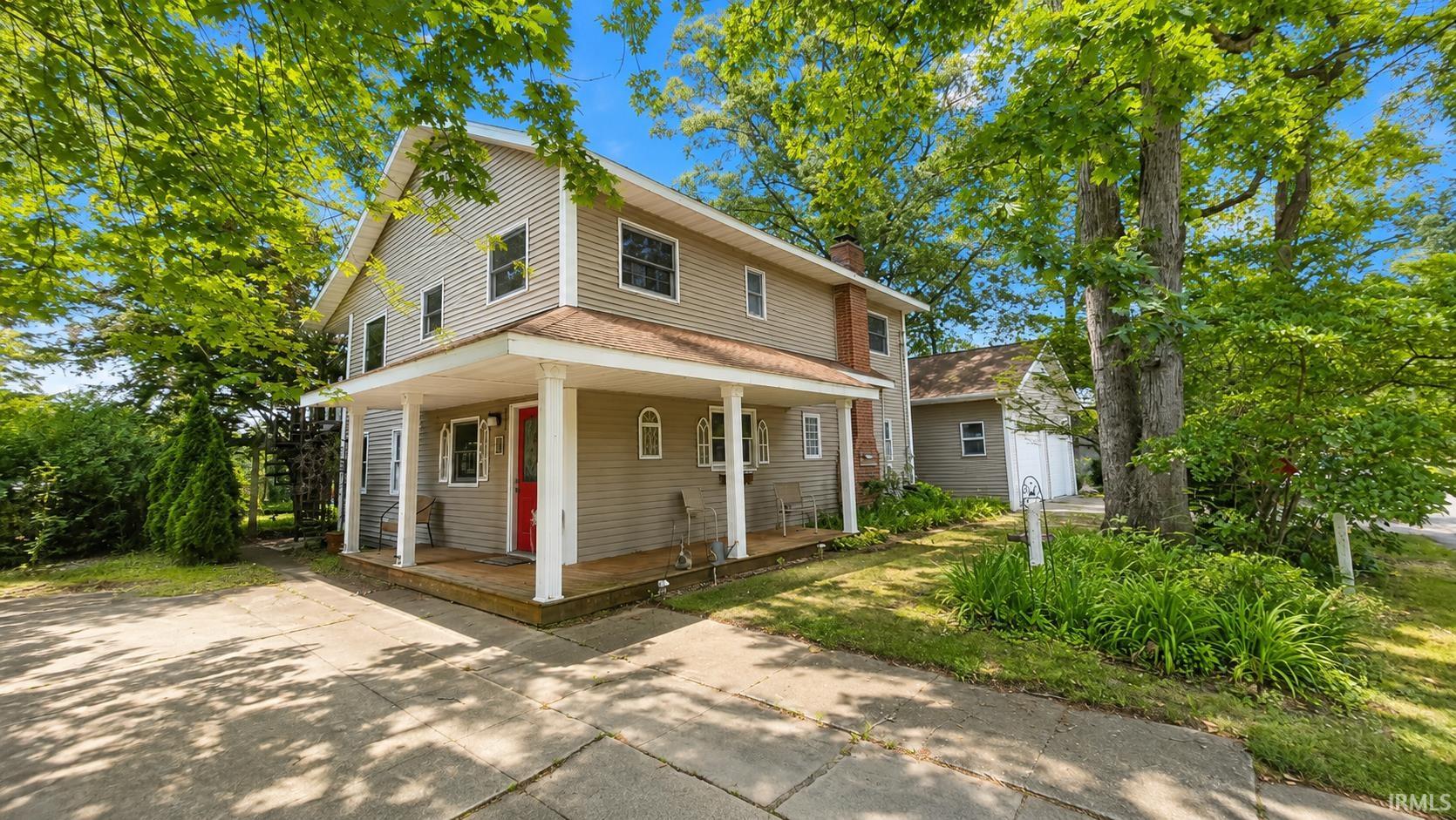 11080 E Iroquois Road Property Photo 1