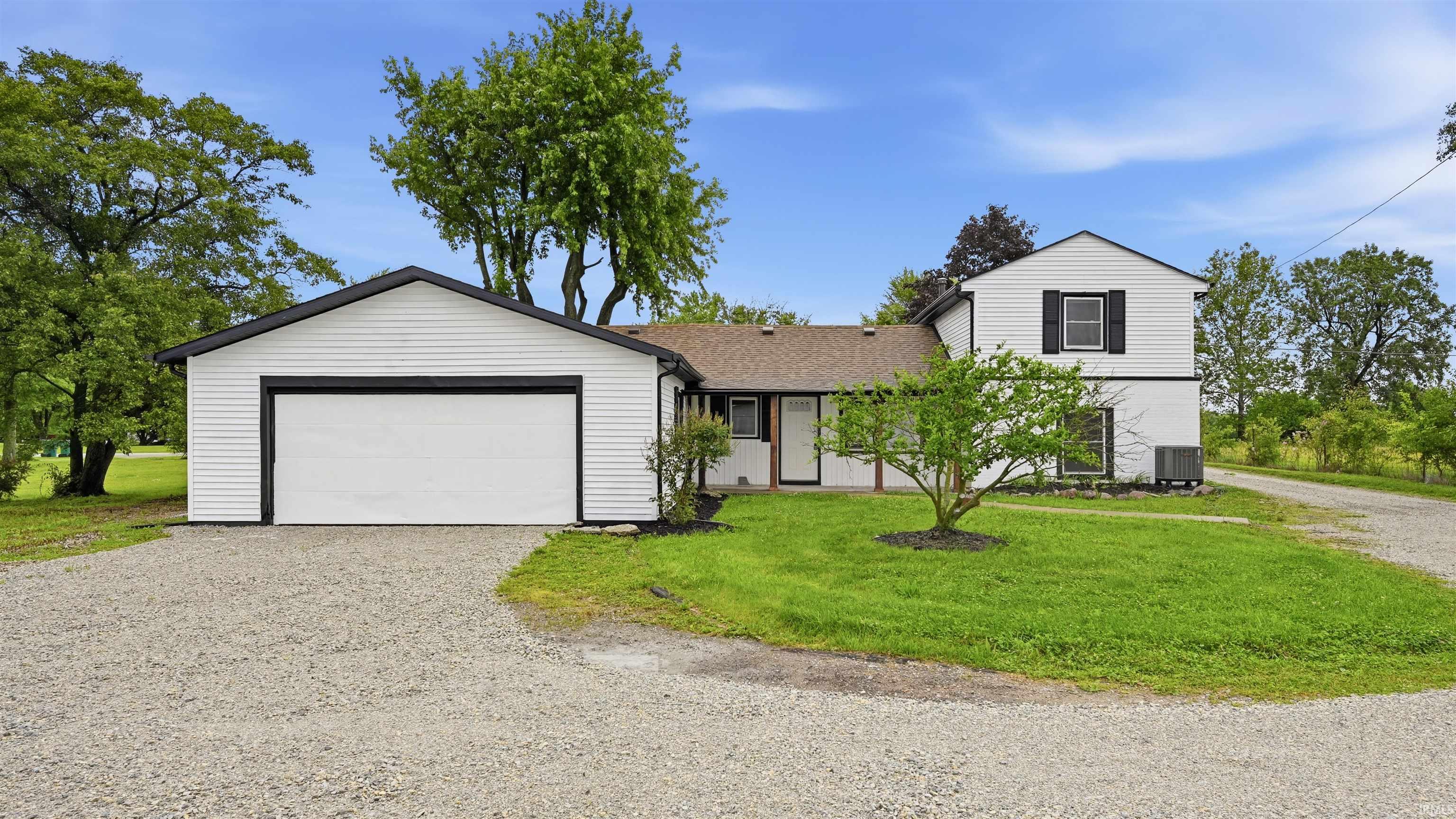 12021 E Jackson Street Property Photo 1