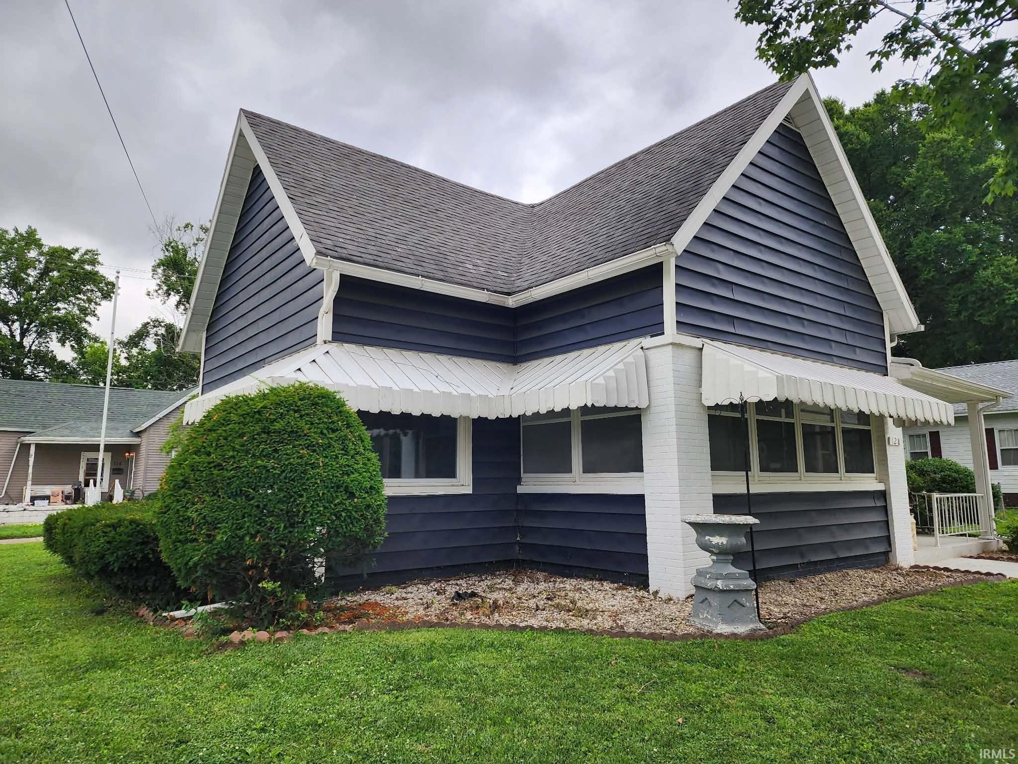 128 W Pine Street Property Photo 1