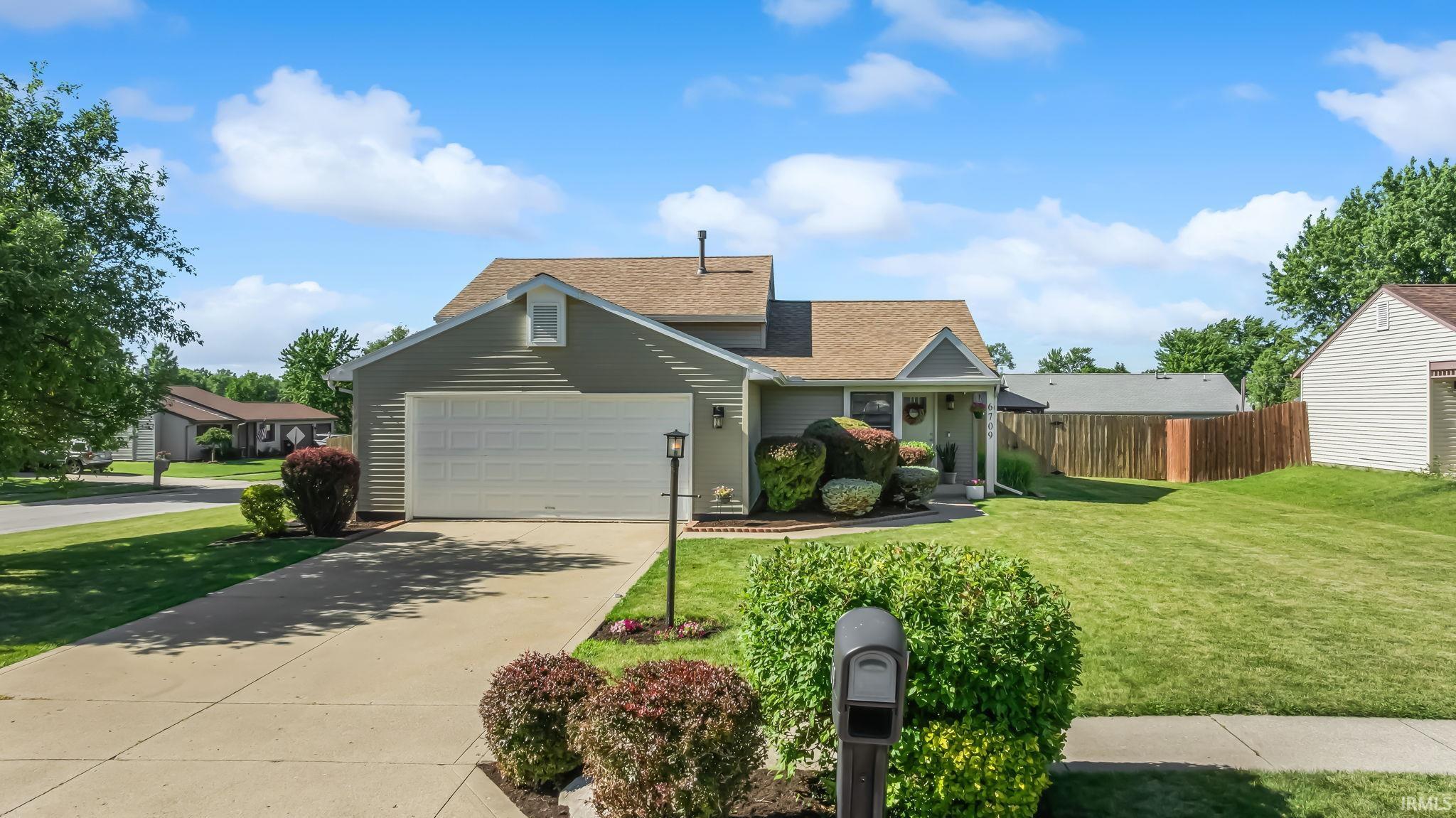 6709 Goldenrod Place Property Photo 1