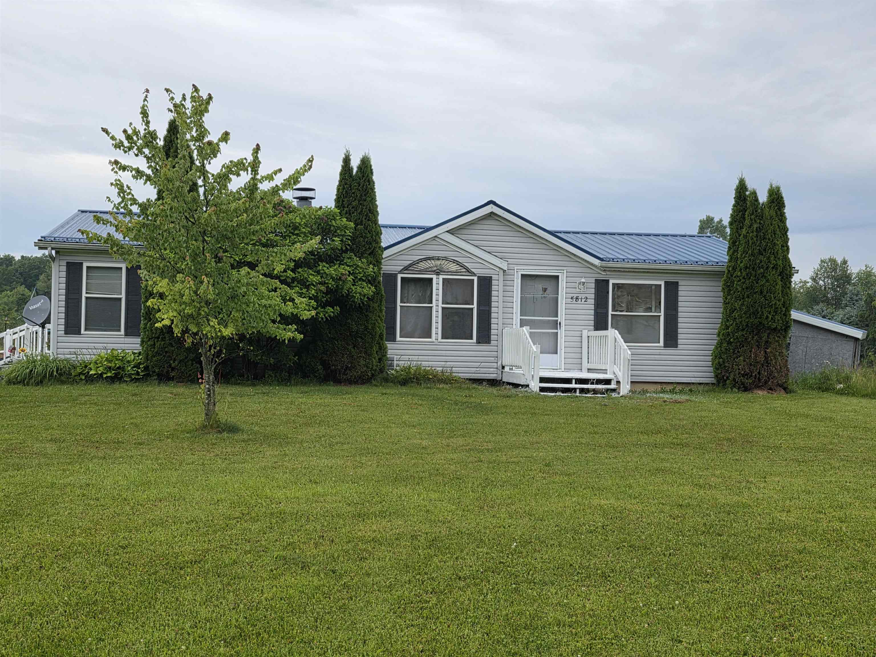 5812 E 100 N Property Photo 1