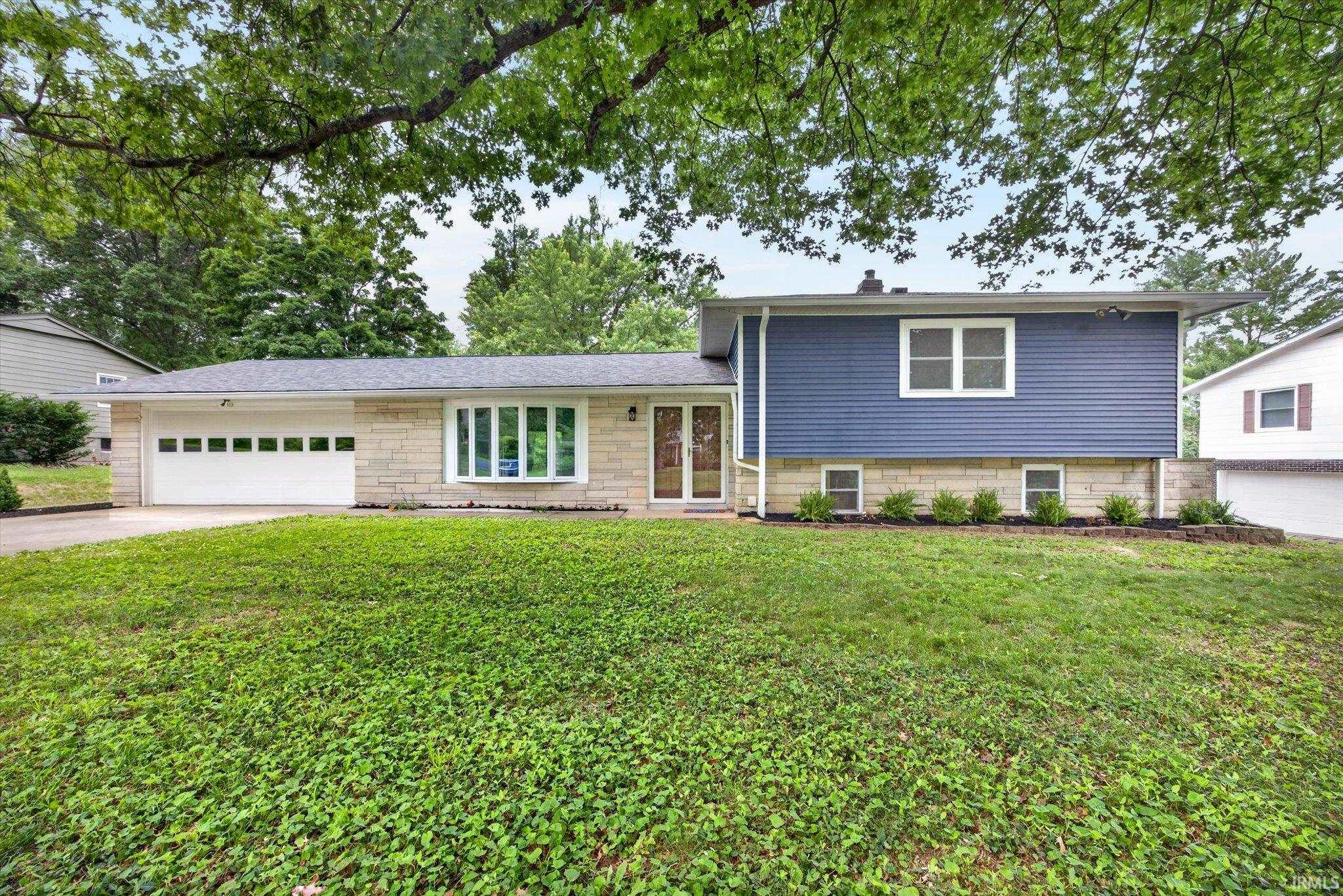 2983 N Bankers Drive Property Photo 1