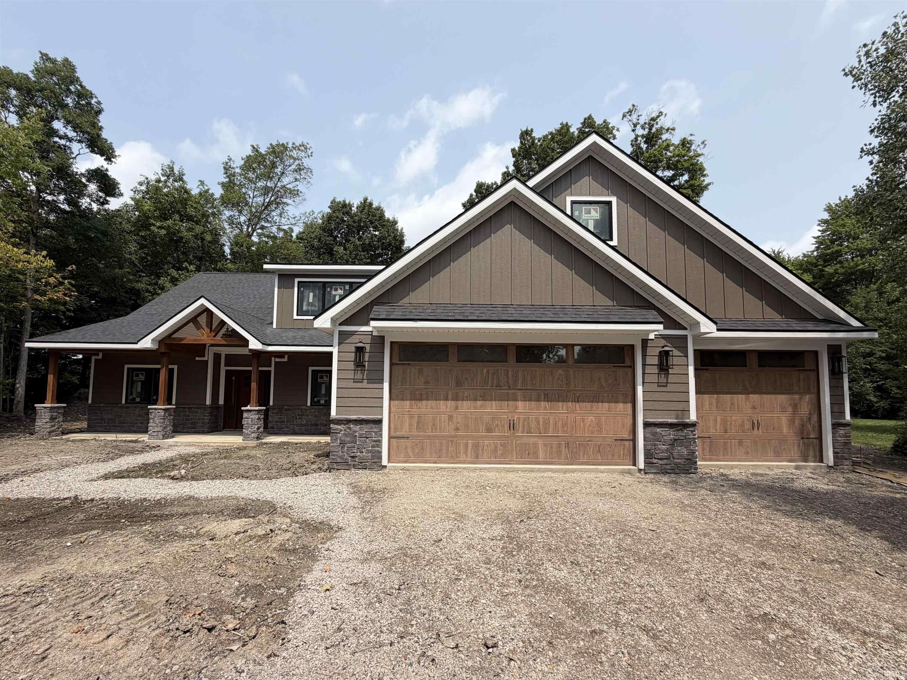 8121 Rothman Road Property Photo 1