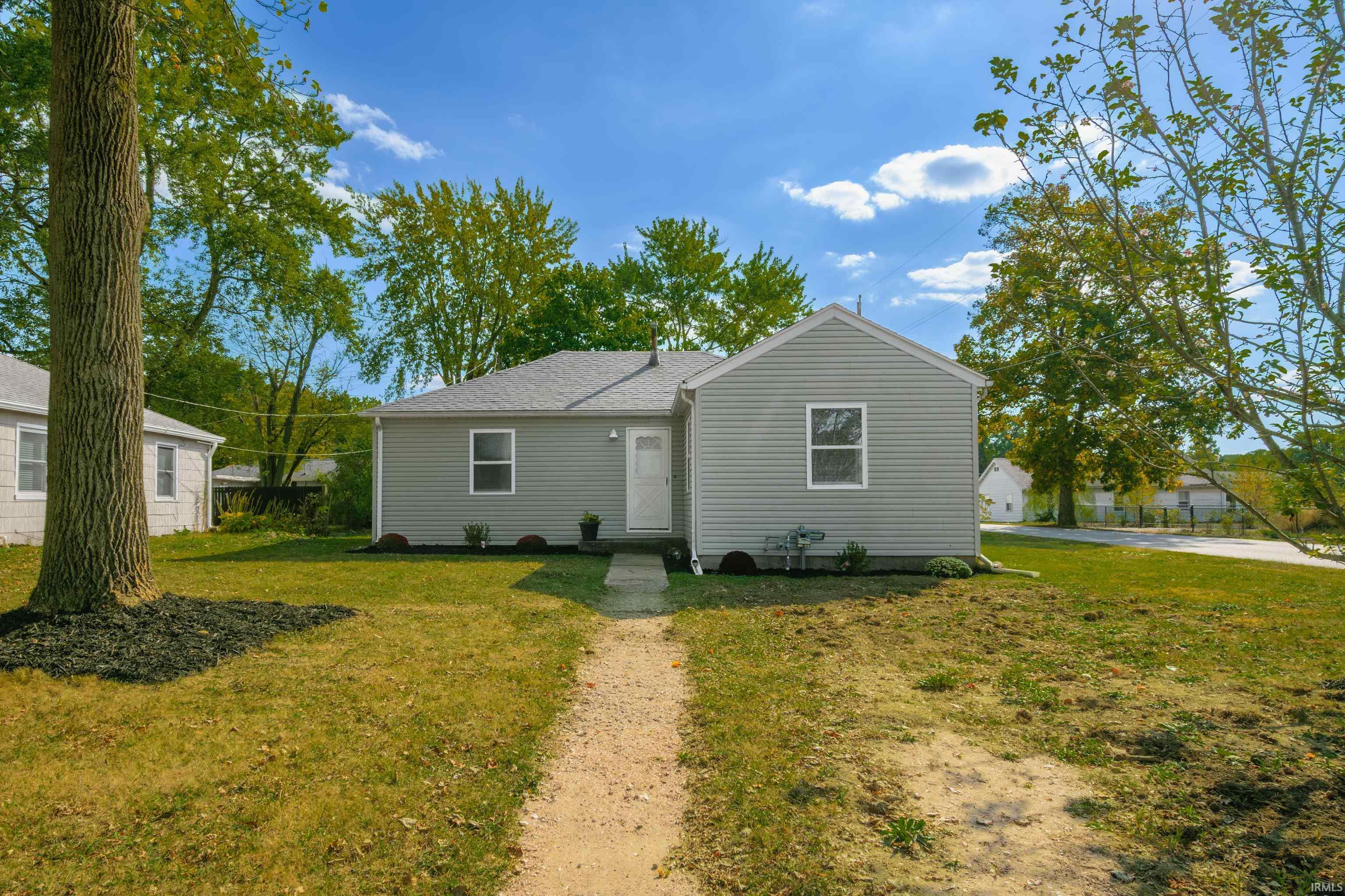 3313 W Torquay Road Property Photo 1