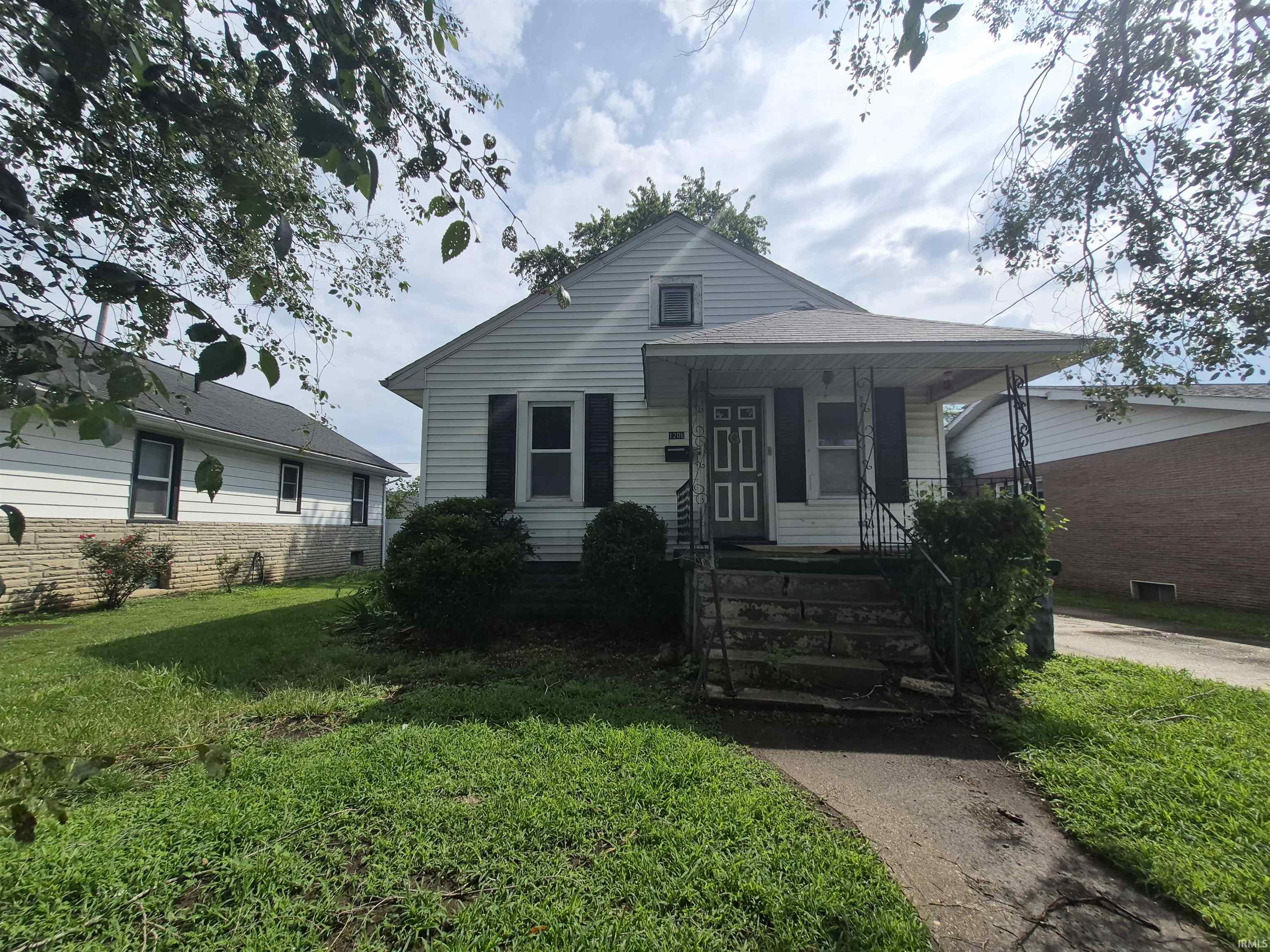 1206 Nicholas Street Property Photo 1