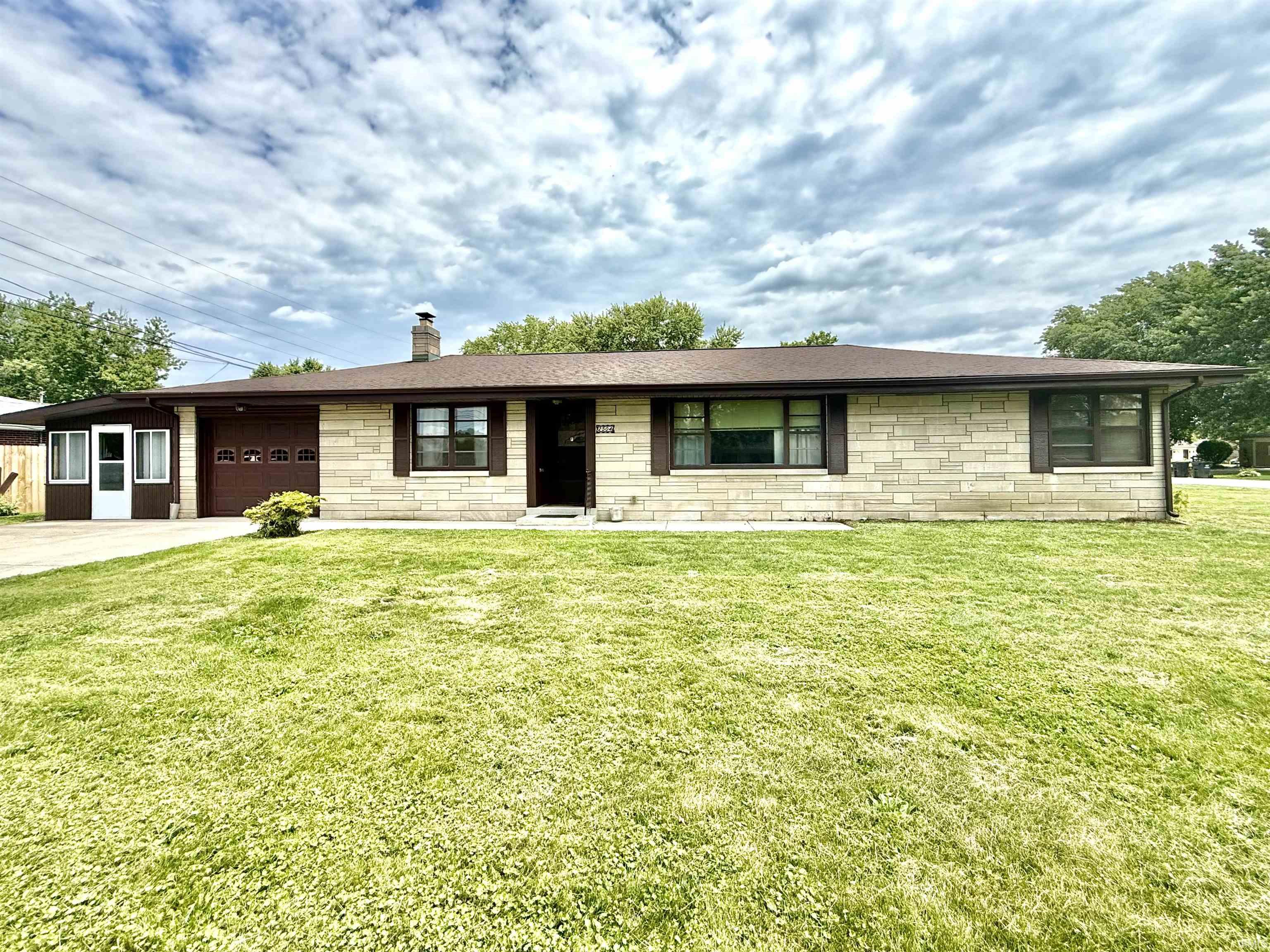 2504 Katherine Avenue Property Photo 1
