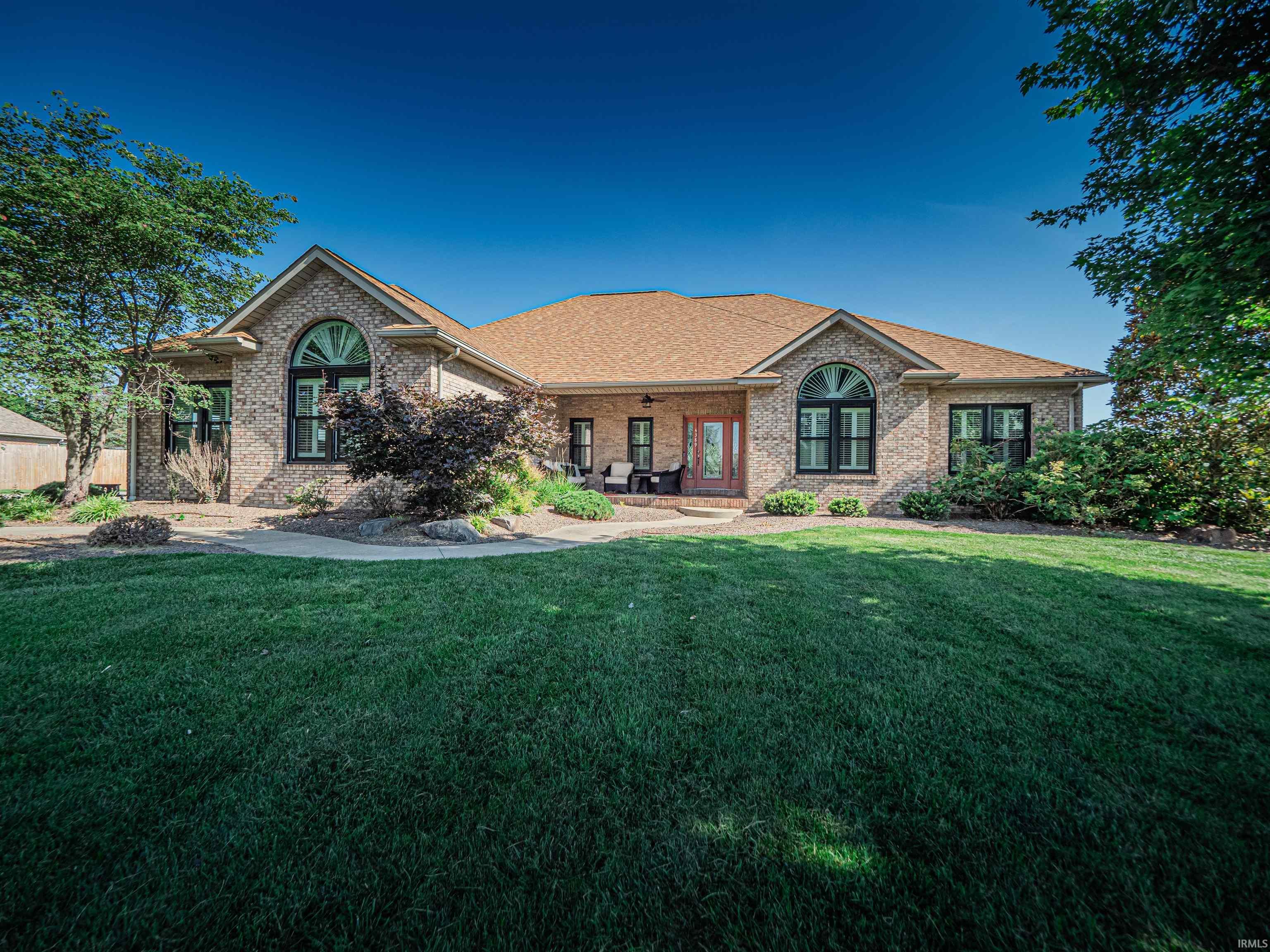 4389 W Brescher Drive