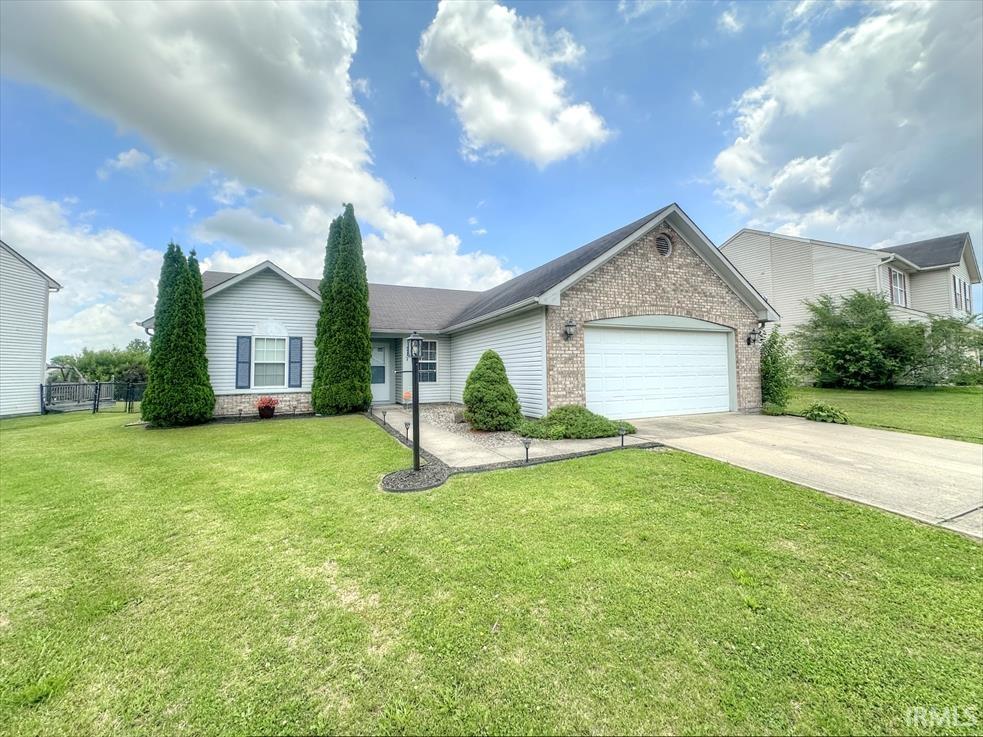 717 Springwater Road Property Photo 1
