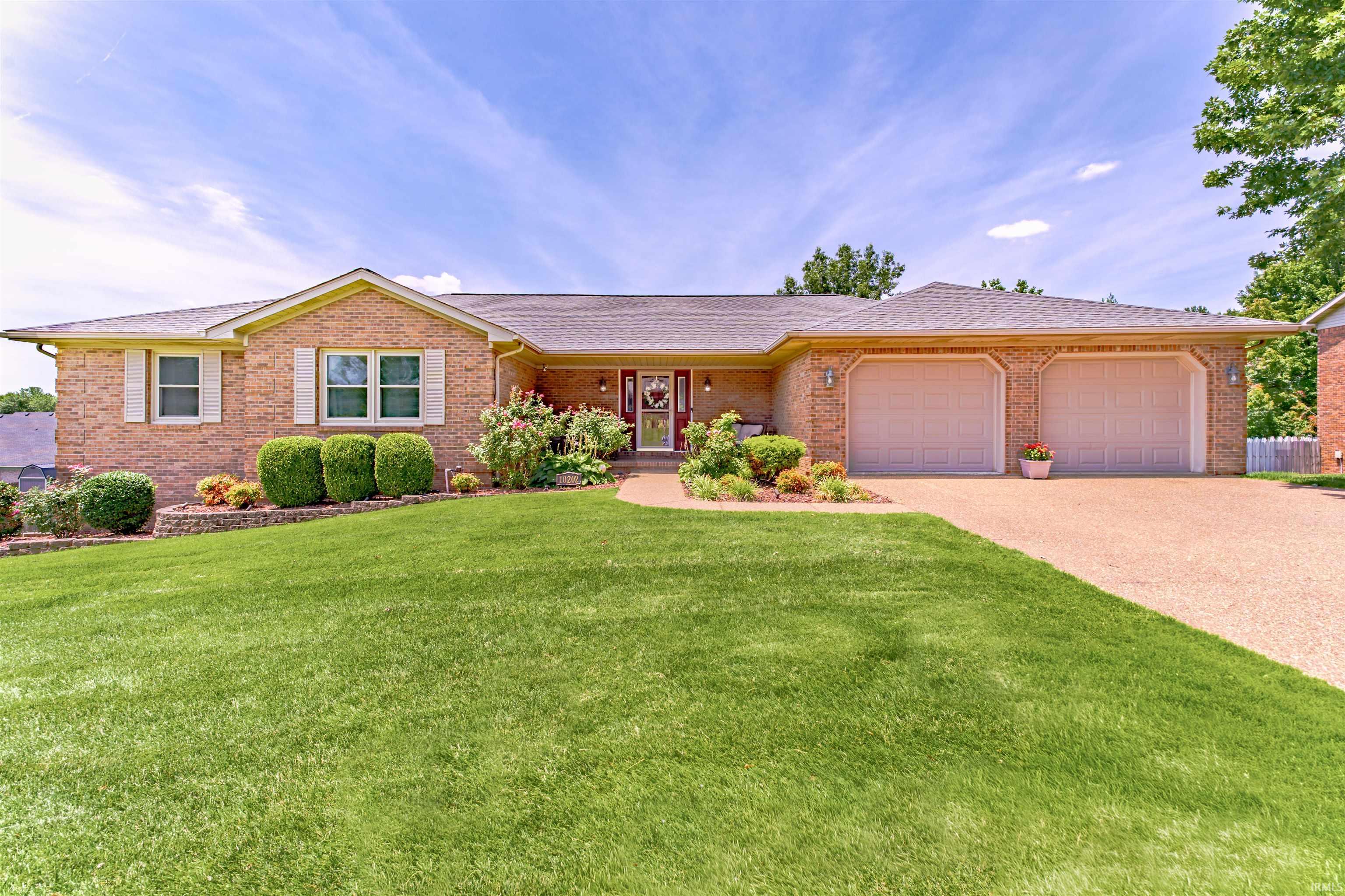 10202 Brookcrest Drive Property Photo 1