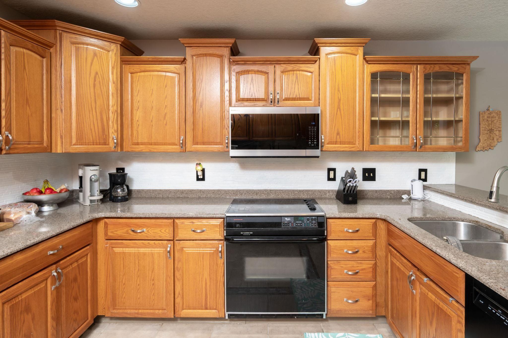 7296 N Clear Creek Road Property Photo 12